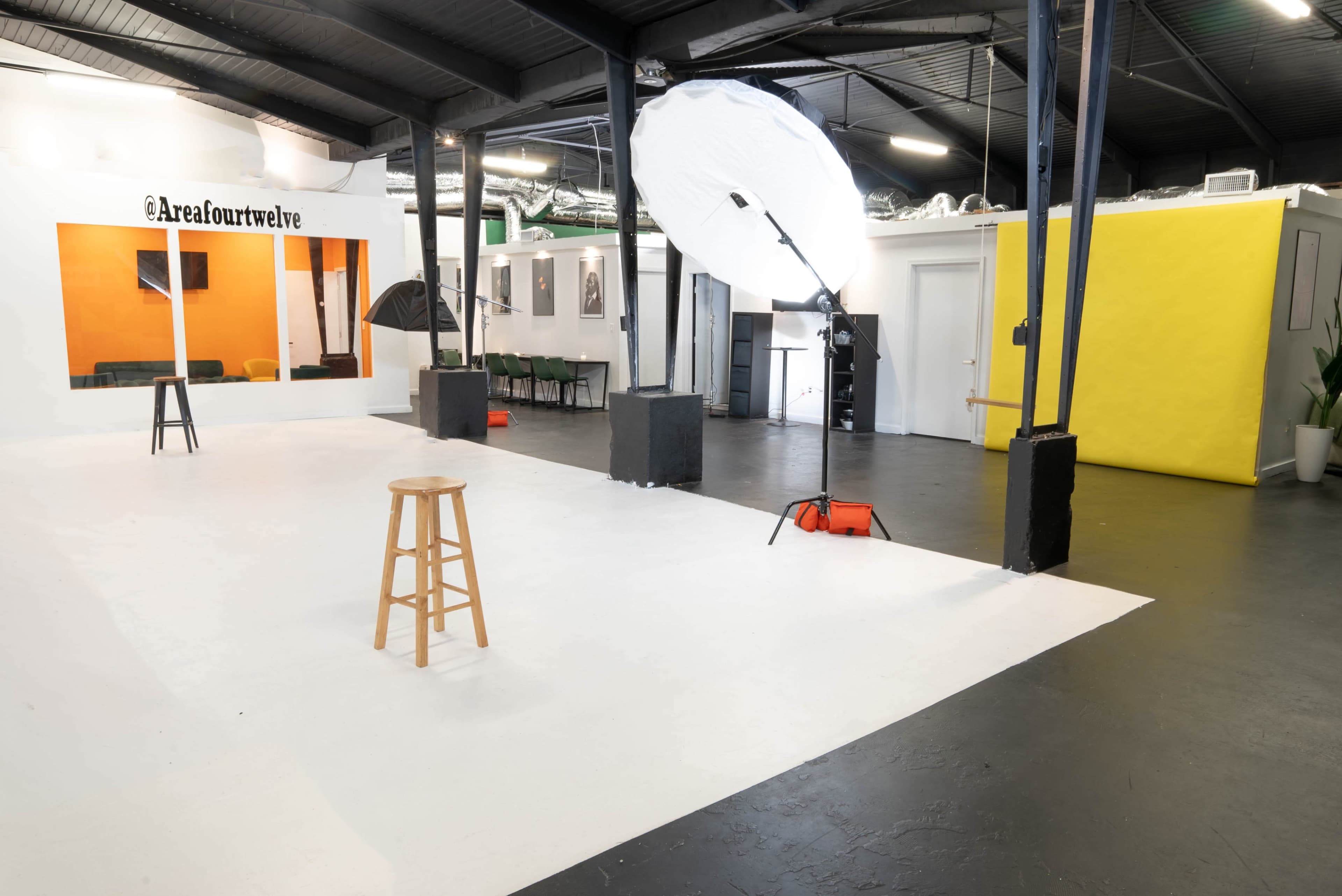 Free Street Parking – Urban Downtown Warehouse Perfect for Photography & Events Image in Pittsburgh, Atlanta, GA