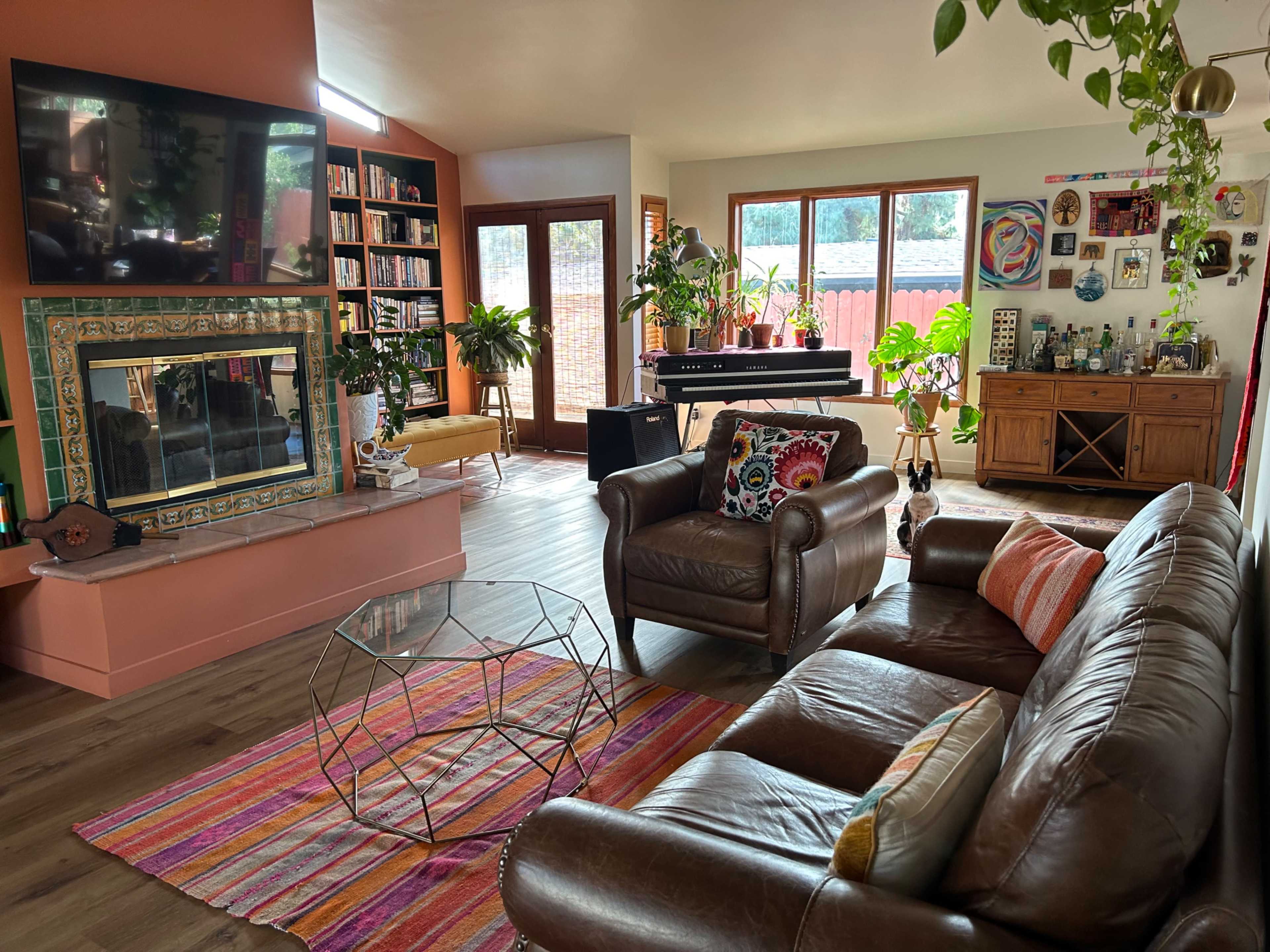Urban Jungle Artistic Home Image in Woodland Hills, Woodland Hills, CA