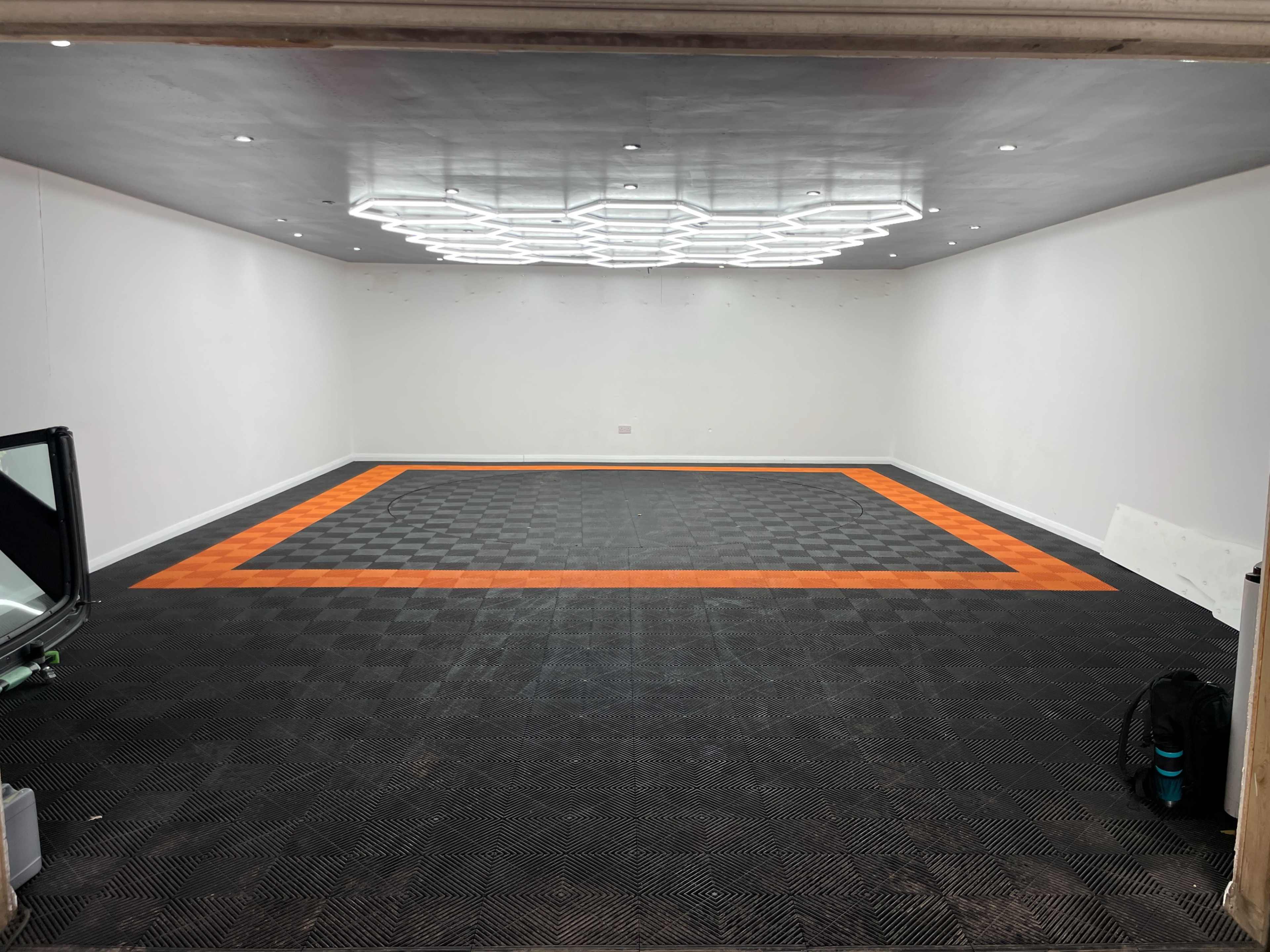 Content Creation / Music Video Studio Hire Image in Harlow, Harlow, ENG