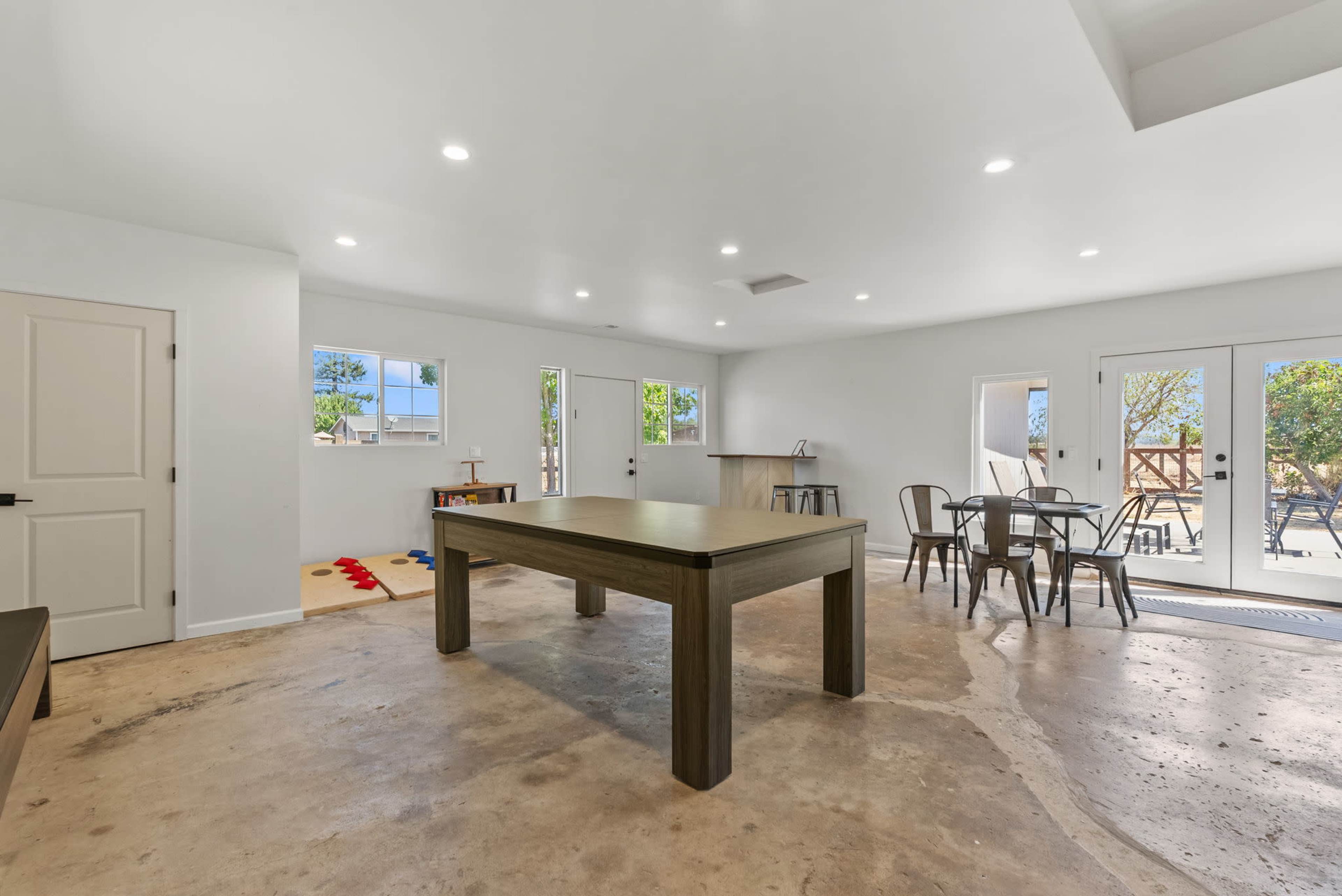 Modern Wine Country Farmhouse with Game Room Image in , Sonoma, CA