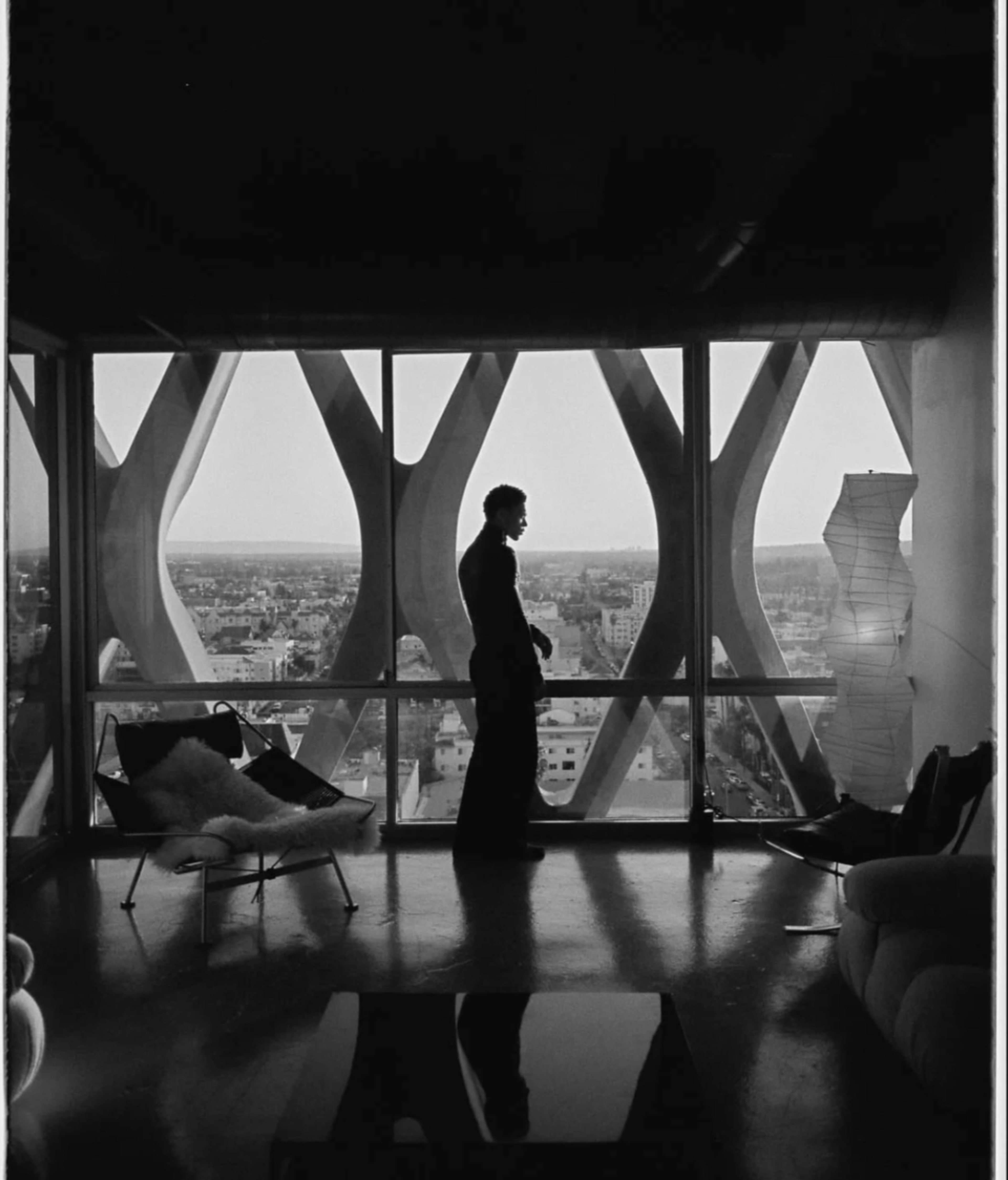 Brutalist Penthouse Loft w/ Flawless Natural Light & Skyline + Lake View Image in Westlake, Los Angeles, CA