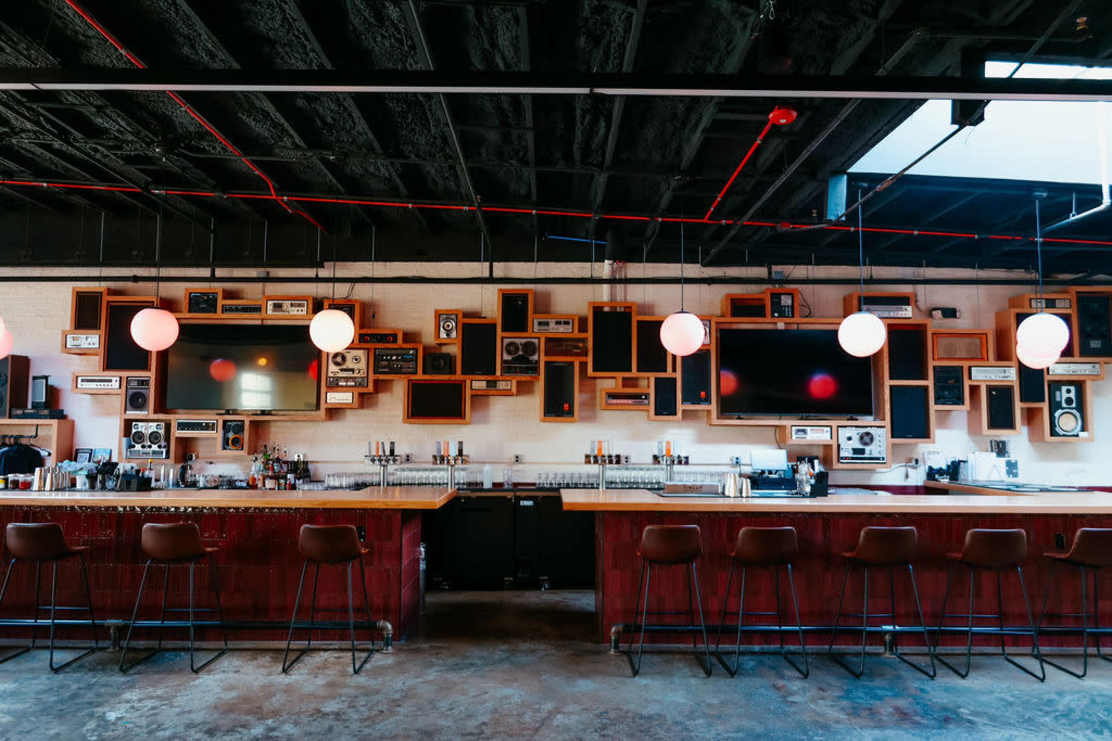 Award-Winning NuLu Brewery with Private Event Space Image in Butchertown, Loisville, KY