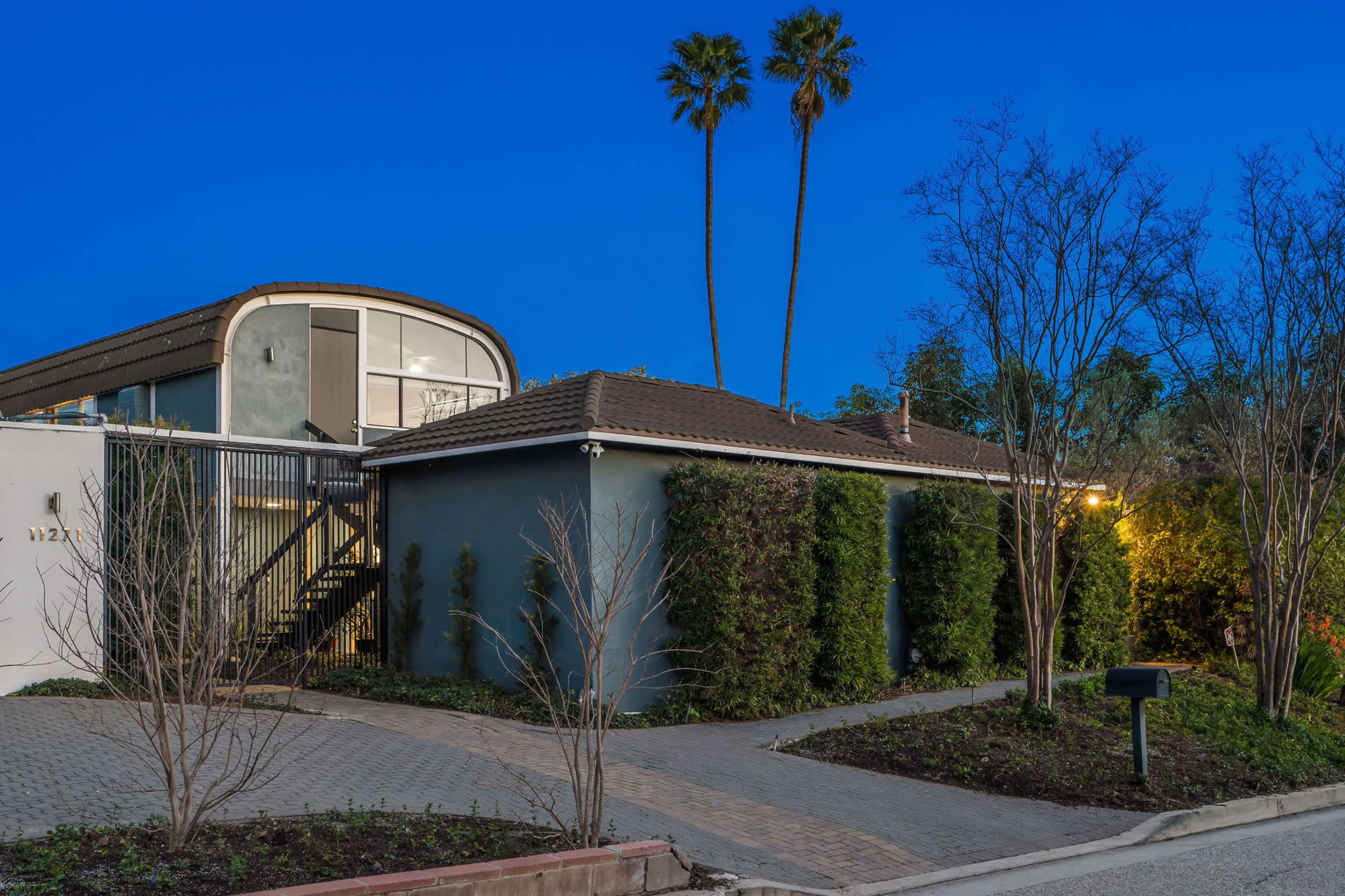Bel Air House with pool and pickleball court with City Views Image in Bel Air, Los Angeles, CA