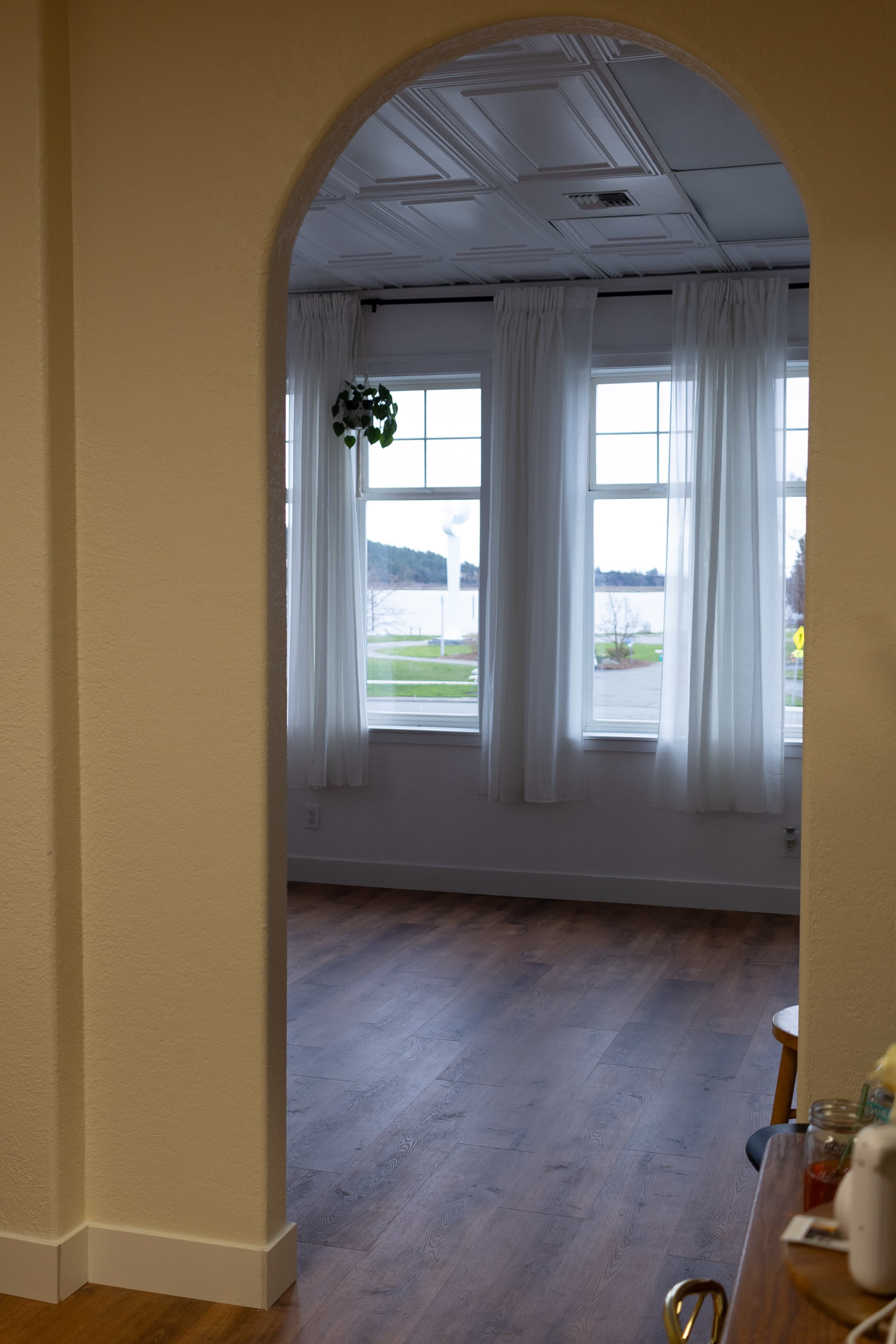 Downtown Natural Light Photography Studio with Water Views Image in Oak Harbor, Oak Harbor, WA