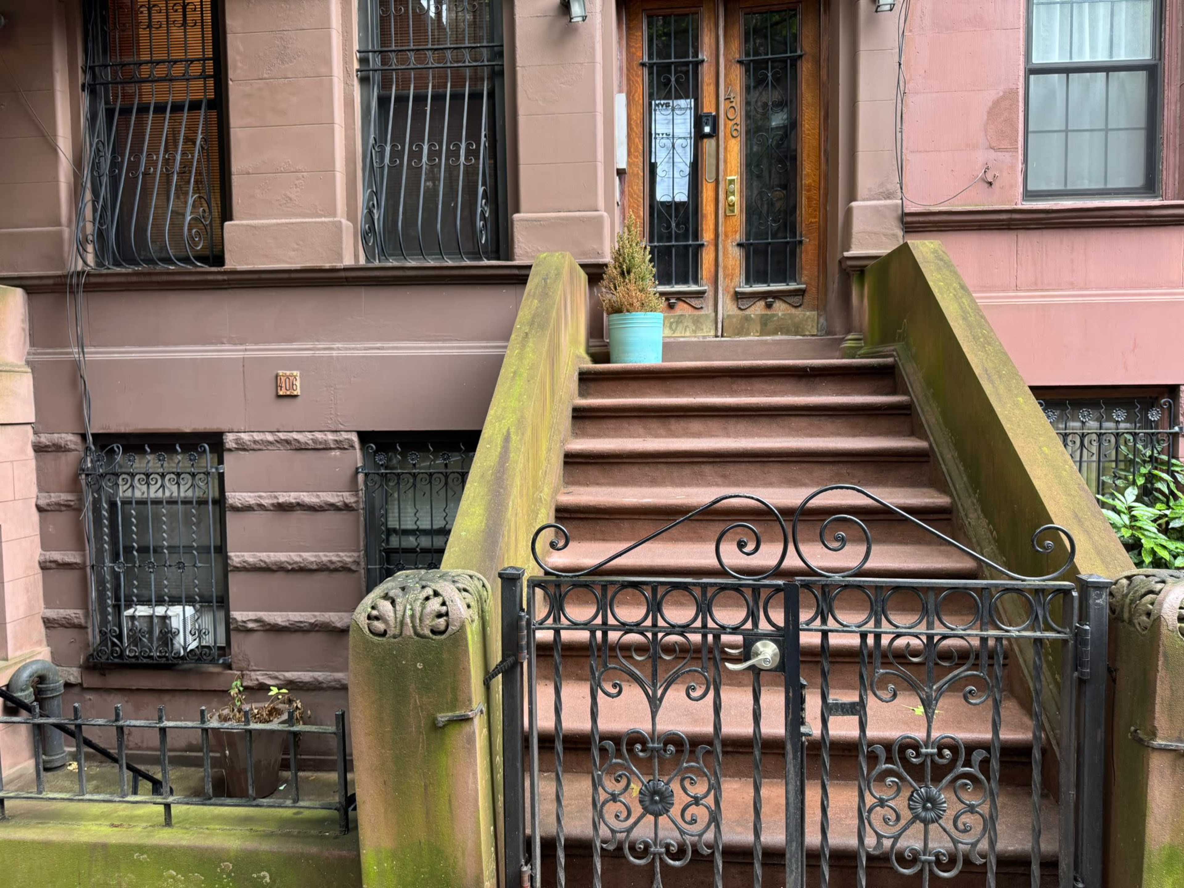 Classic 3-Level Brownstone with Historic Charm Image in Hamilton Heights, New York, NY