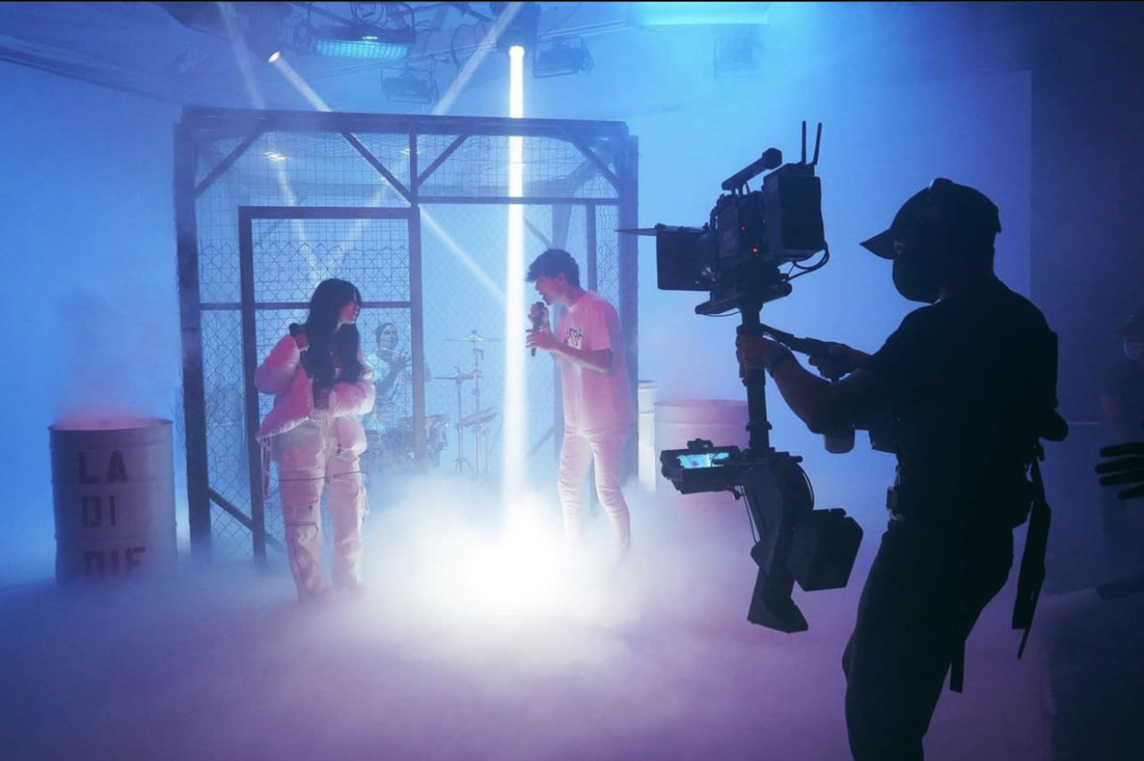 The Cage Set Image in South Los Angeles, Los Angeles, CA