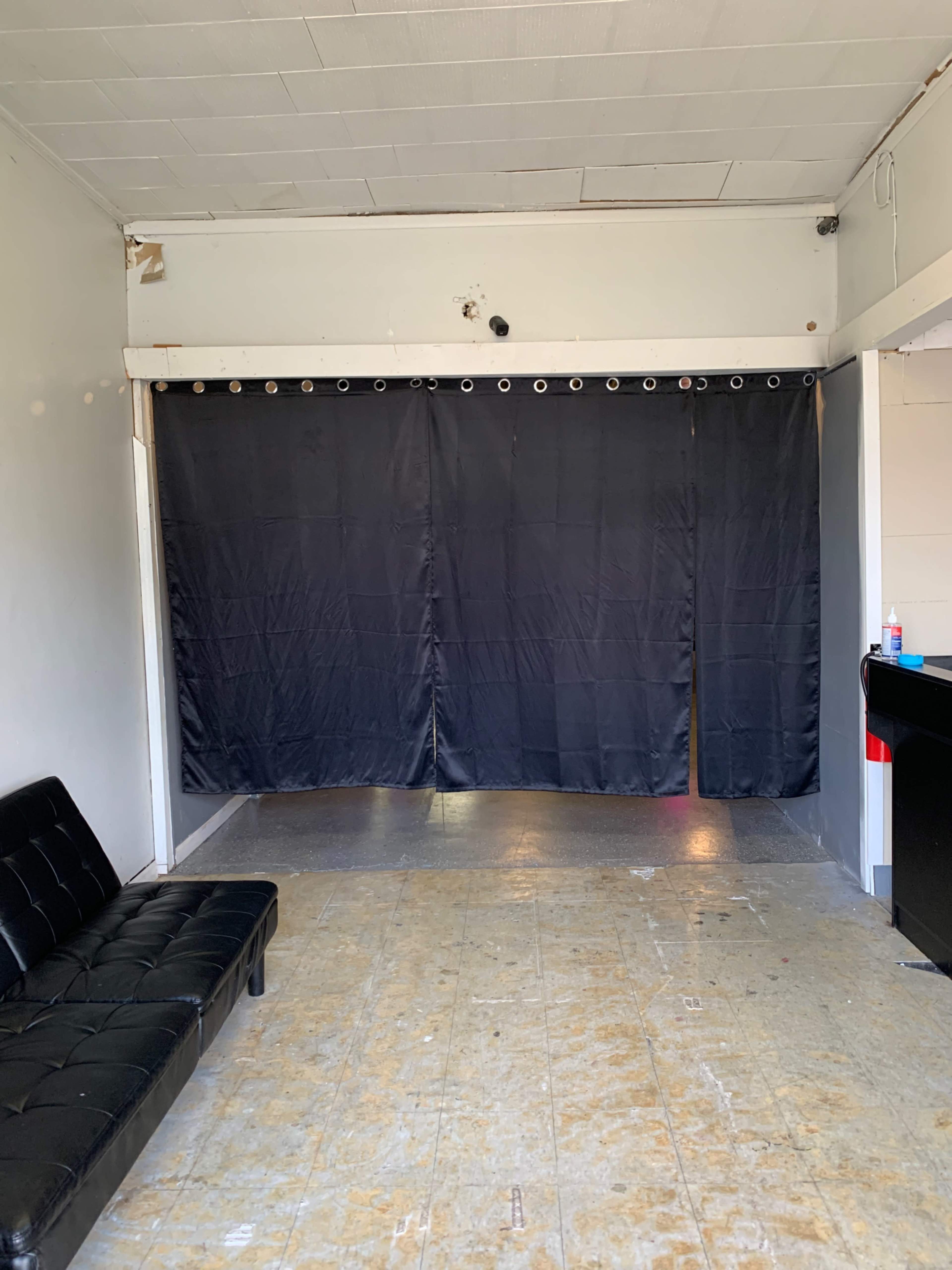 Urban smoke friendly lounge vibe Image in Fitzgerald/Marygrove, Detroit, MI