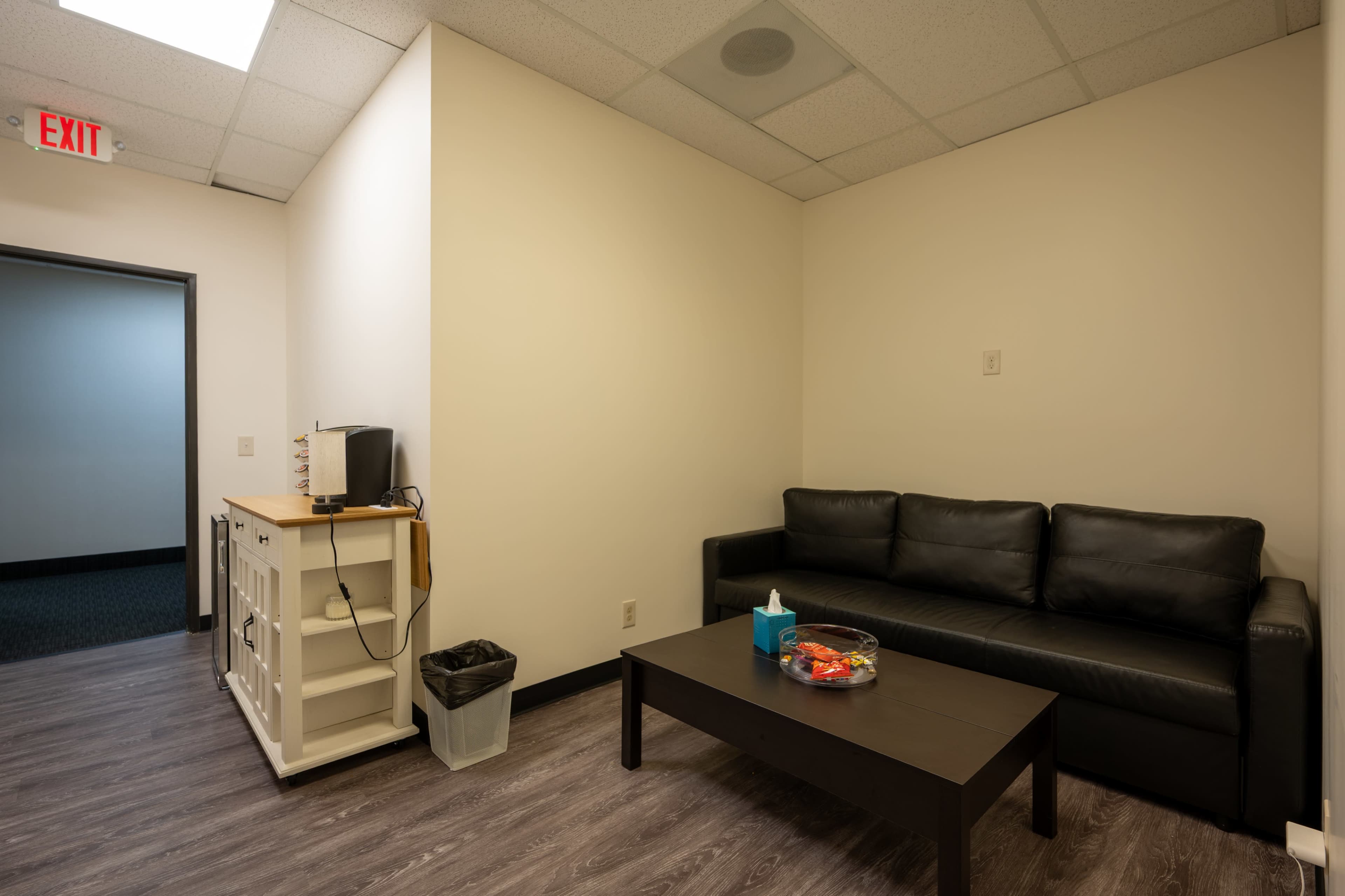 Large customizable meeting space Image in Downtown Anaheim, Anaheim, CA