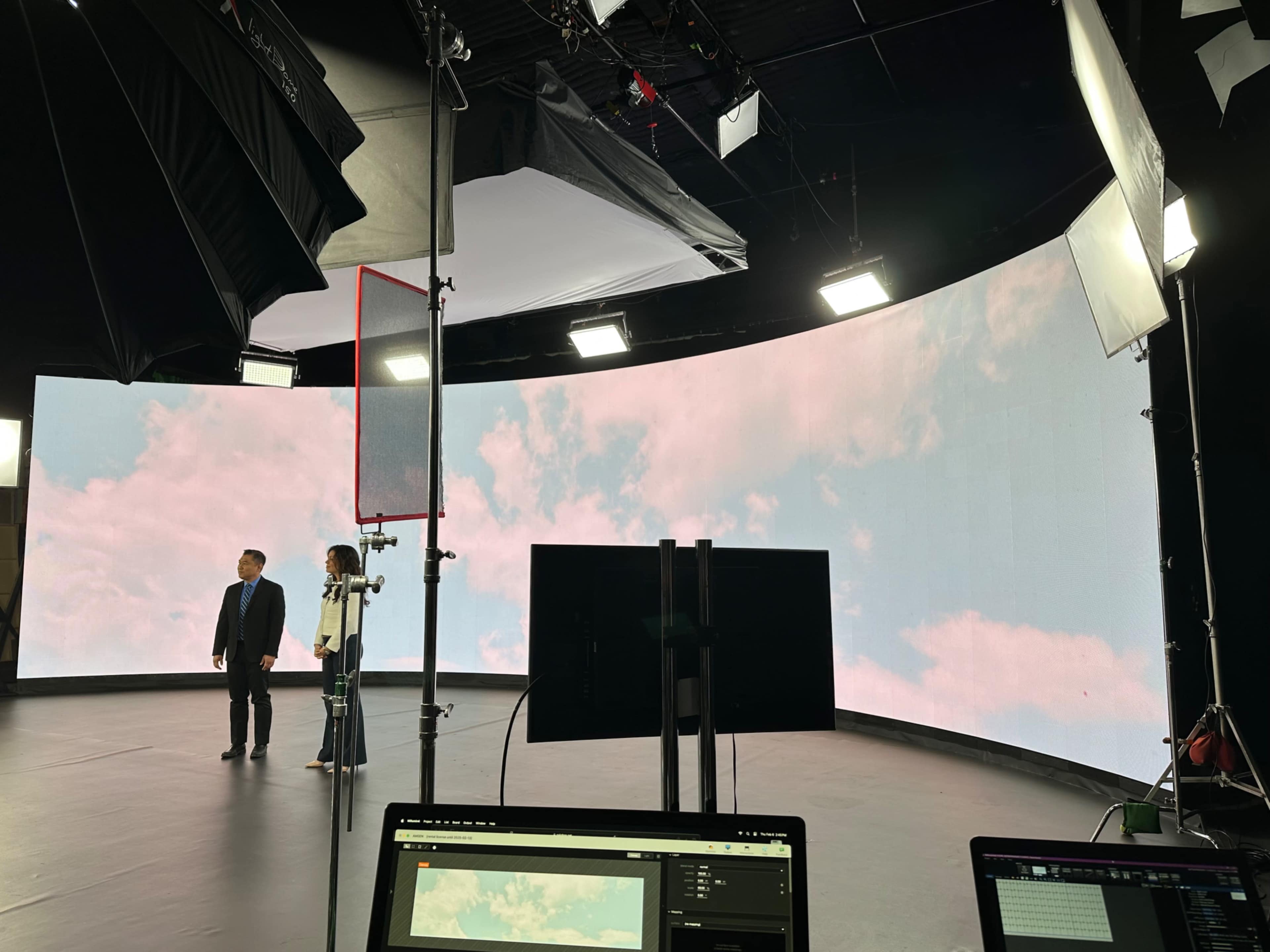 A Very Good Space: 12,500 sq. ft. Motion Picture and Live Stream Soundstage Image in North Hills West, Van Nuys, CA