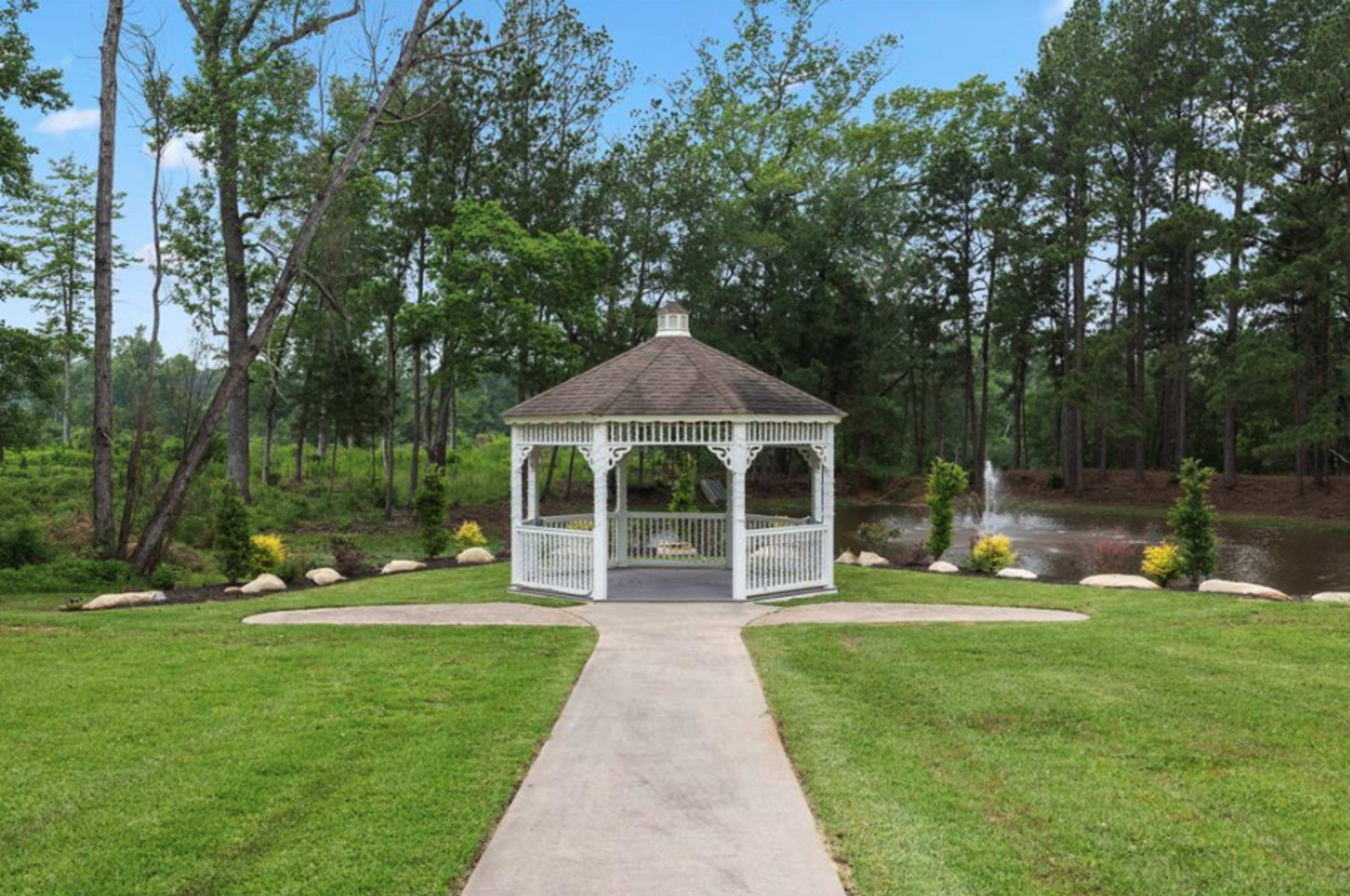 Beautiful 53 acre Event Venue with Manor Home Image in , Huntsville, TX