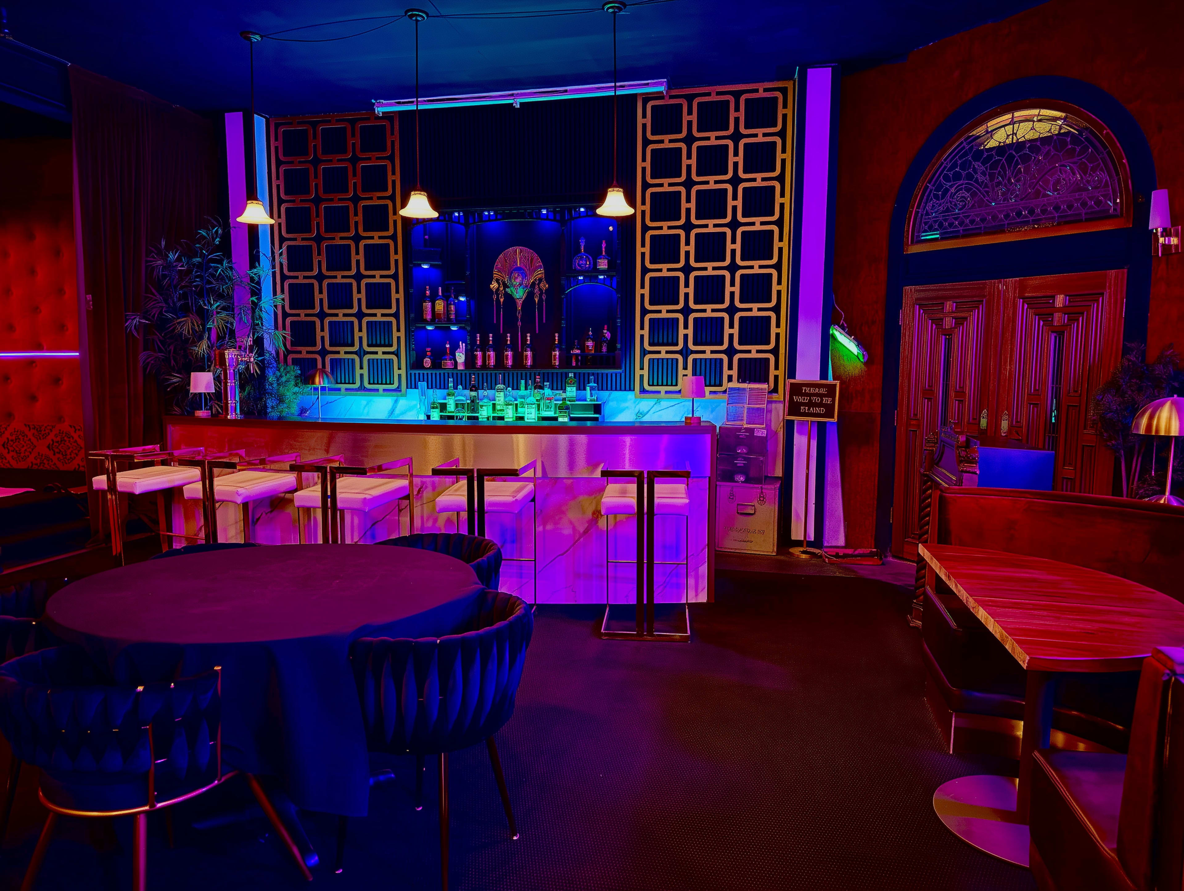 Near Downtown LA industrial Dive Bar Restaurant speakeasy Image in Central LA, Los Angeles, CA