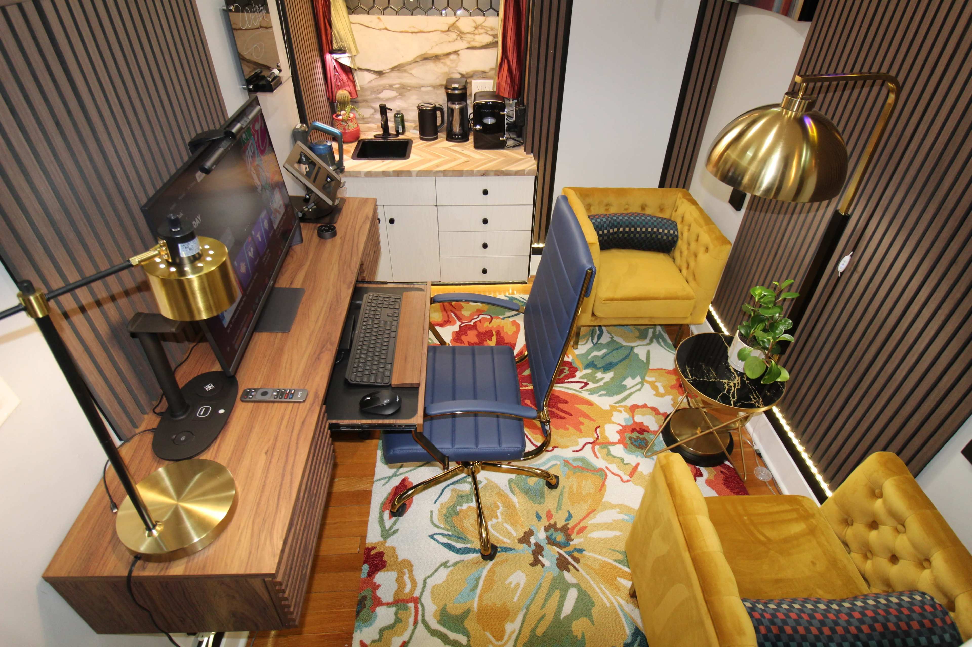 Uptown Creative, office, podcast, meeting lux, cozy space Image in Utica, Utica, NY