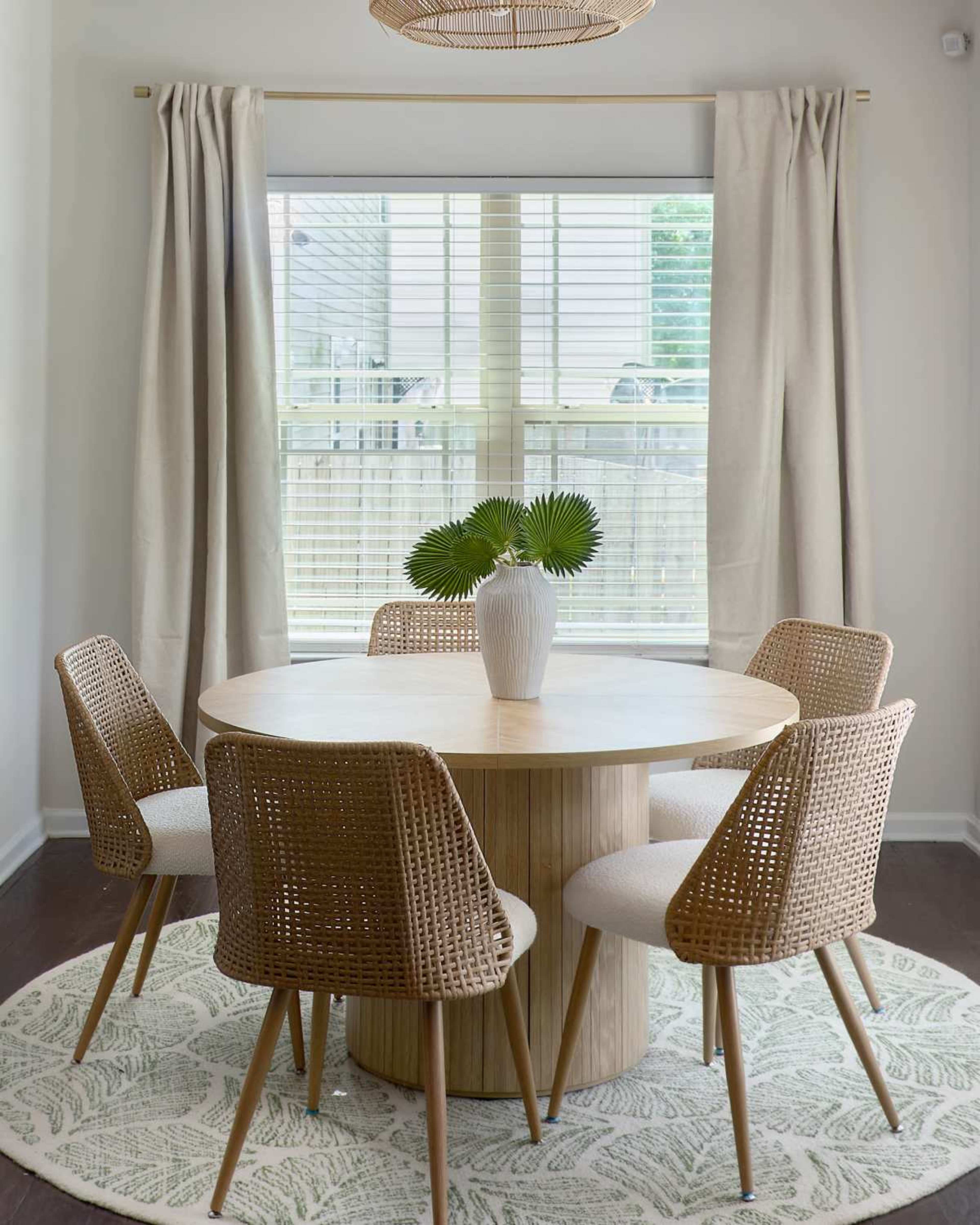Luxury Retreat for Families + Corporate Image in Newell, Charlotte, NC