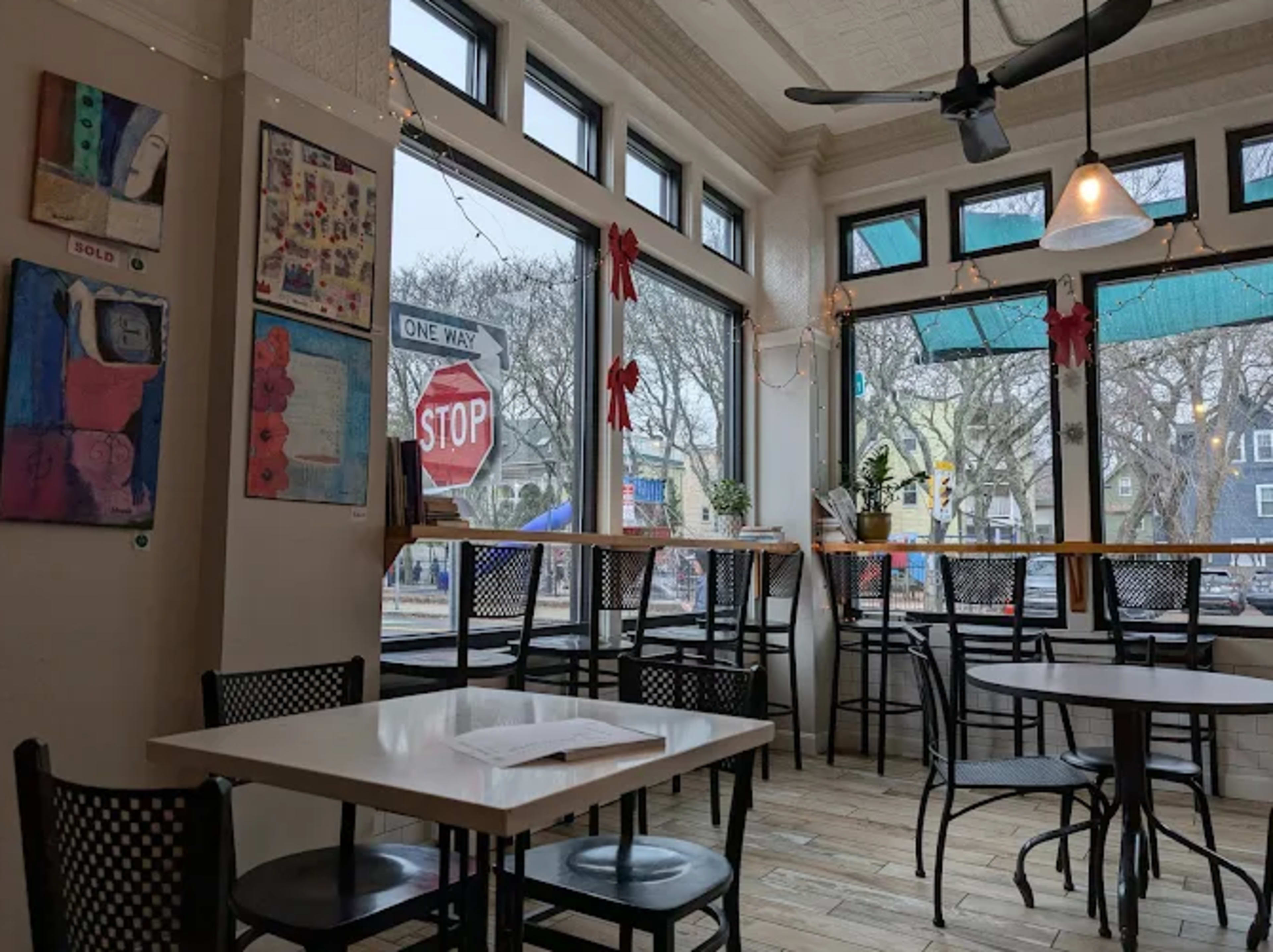 Warm, Sunlit Café Space in the Heart of Cambridge Image in Baldwin, Cambridge, MA