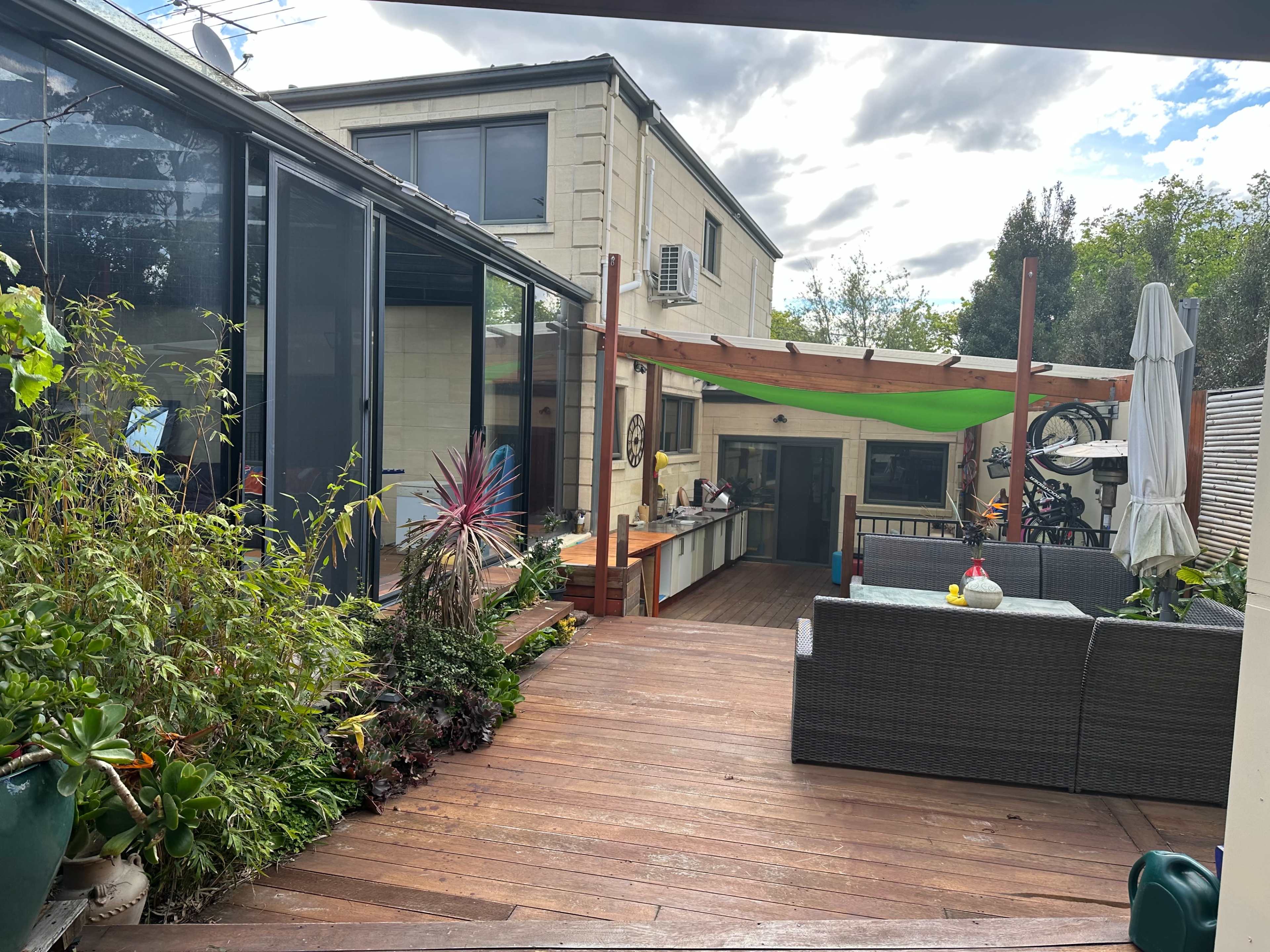Spacious Indoor Pool Venue with Private Tennis Court for kids& families gatherings Image in Balwyn North, bawlyn north