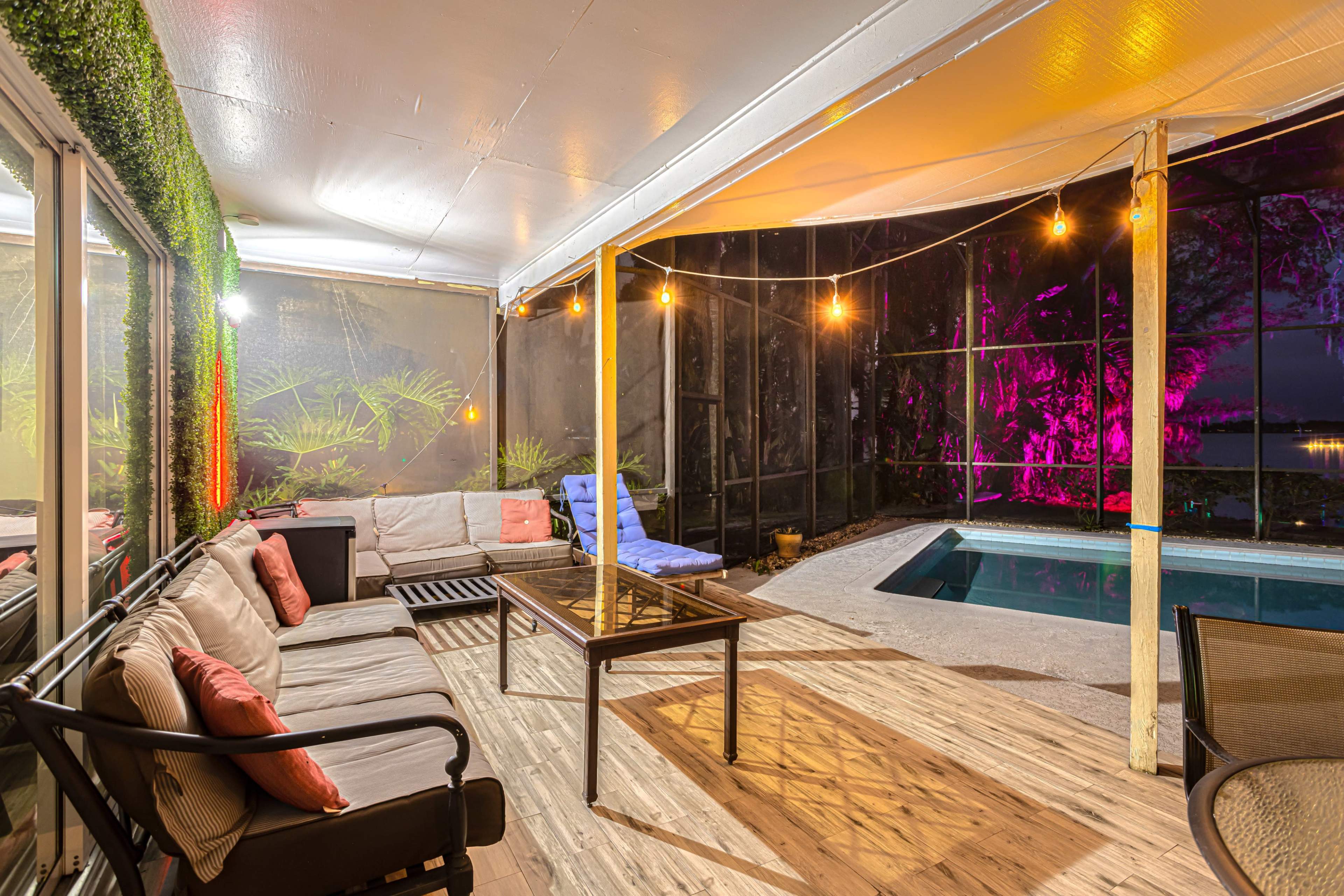 Spacious Lakefront House Image in , orlando, FL