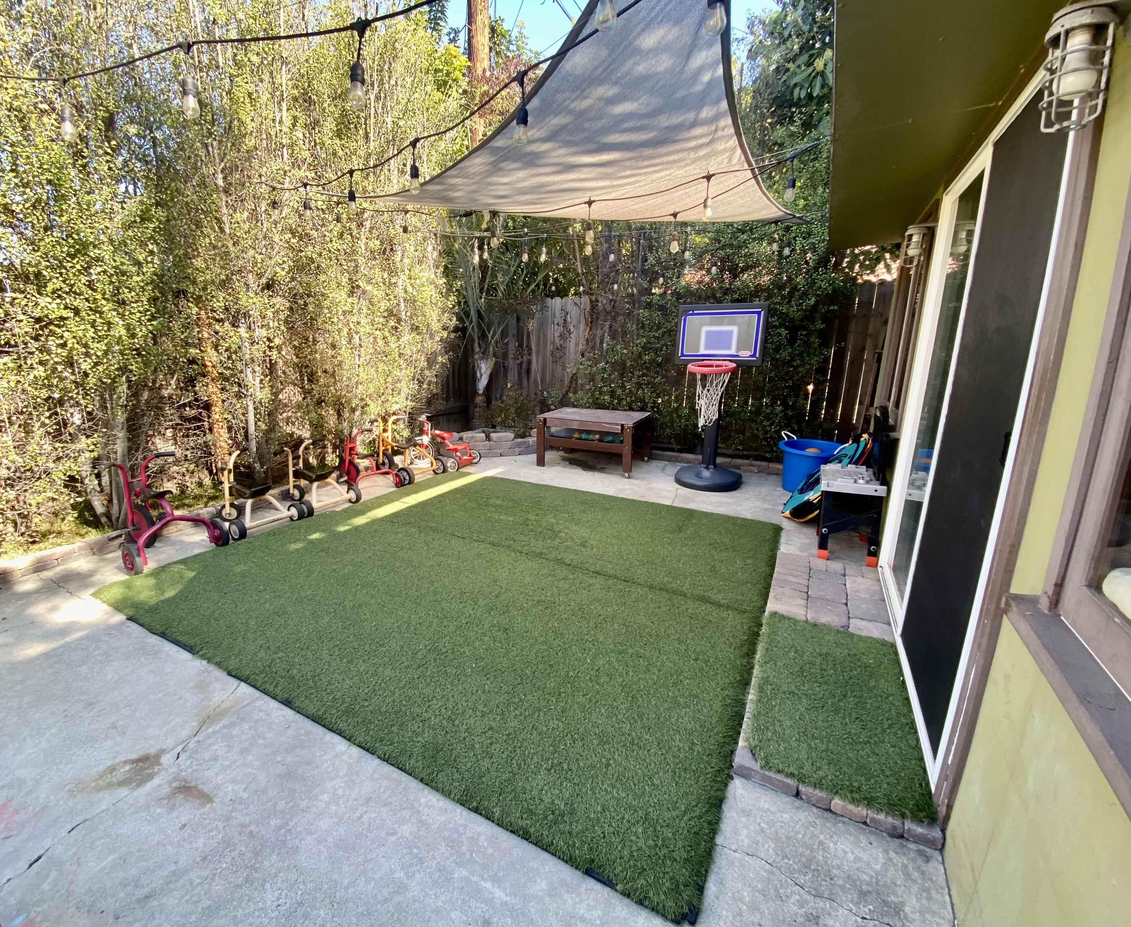 Spacious Backyard in a Garden Setting Image in Playa Vista, los angeles, CA
