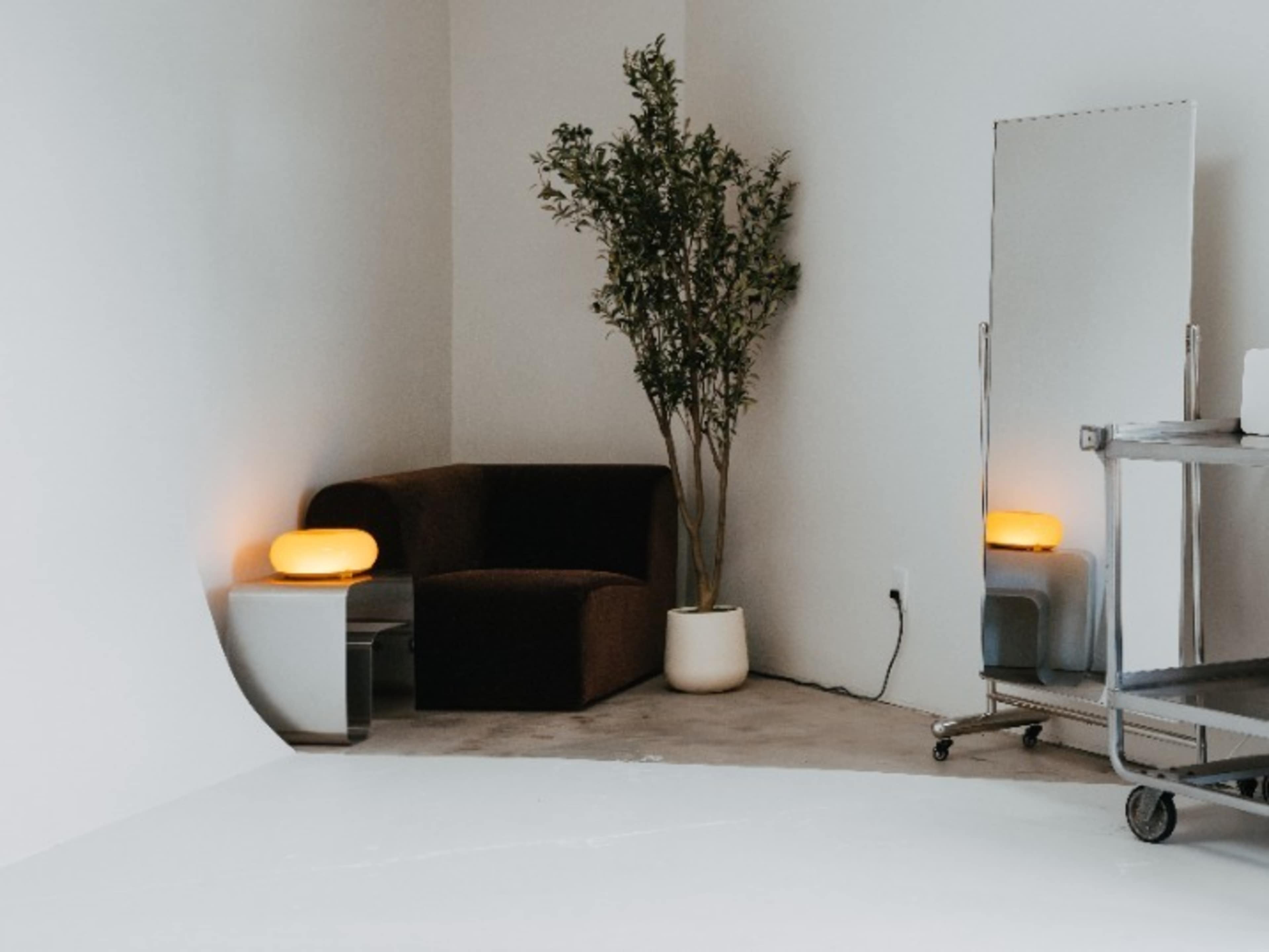 CYCLORAMA/ INFINITY WALL