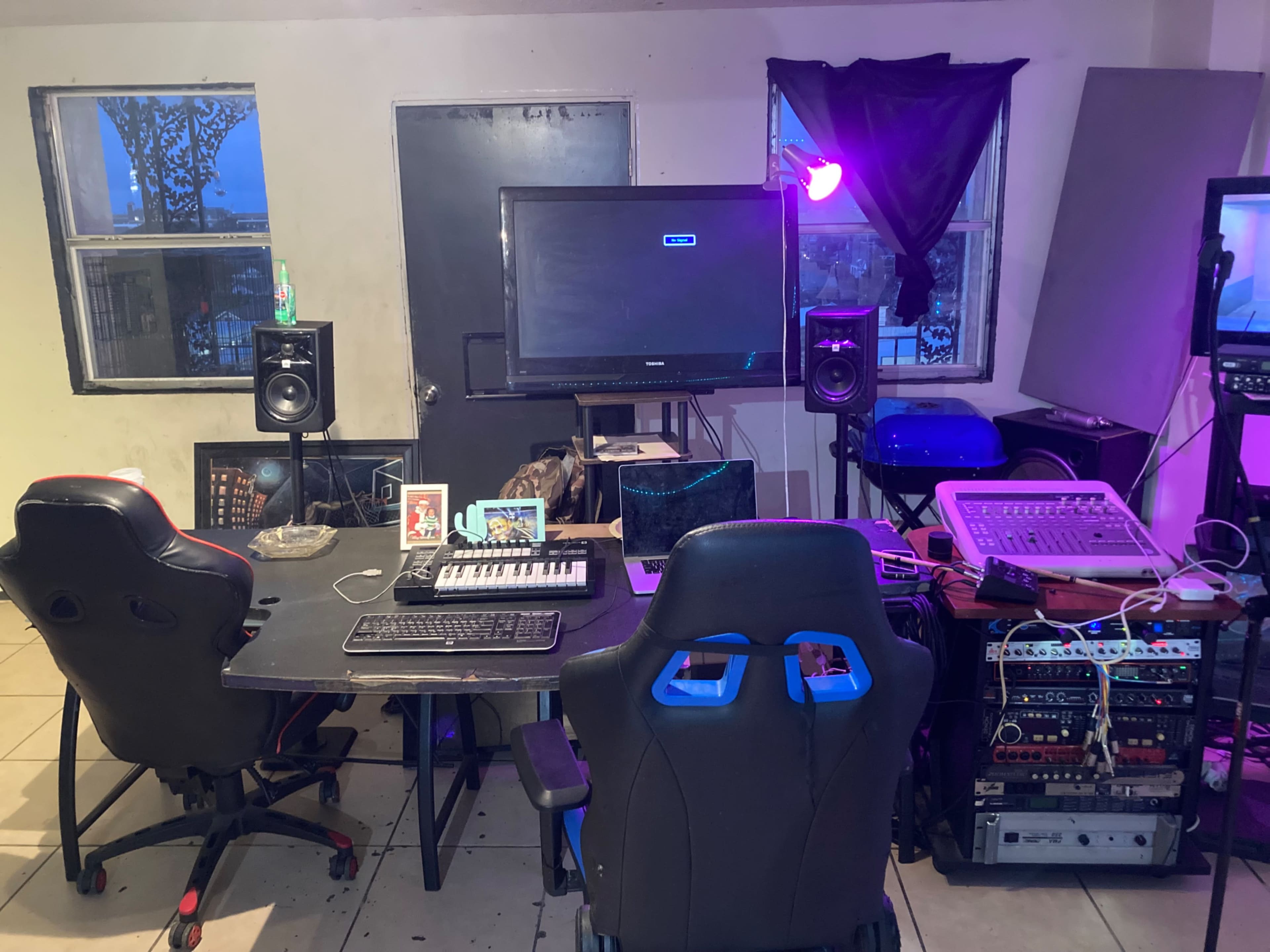 Private Suite Mid City Skyline Recording Studio available 24/7 Image in Mid-City, New Orleans, LA