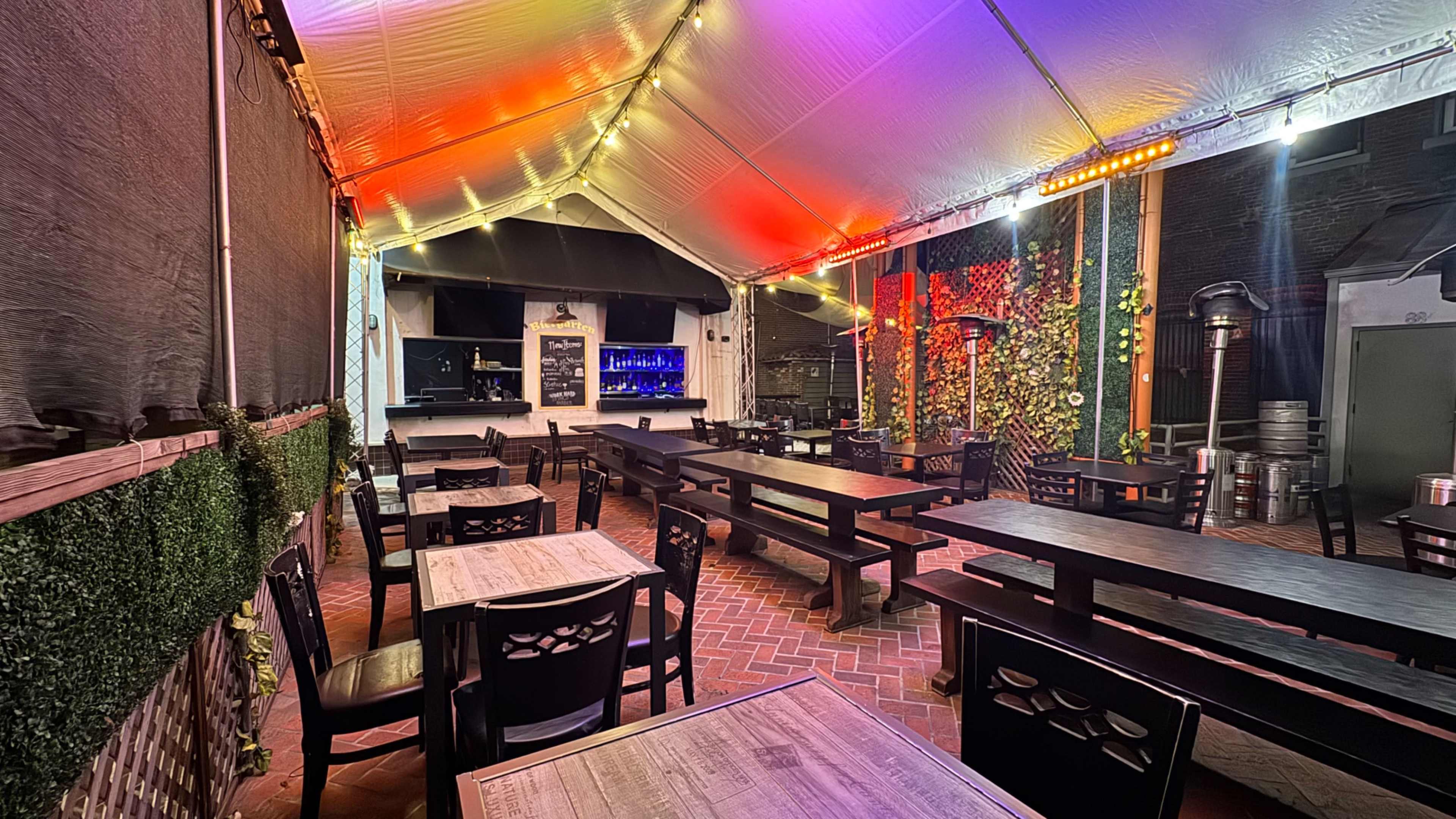Heated Outdoor Patio Bar & Lounge in Old Town Pasadena Image in Old Pasadena, Pasadena, CA