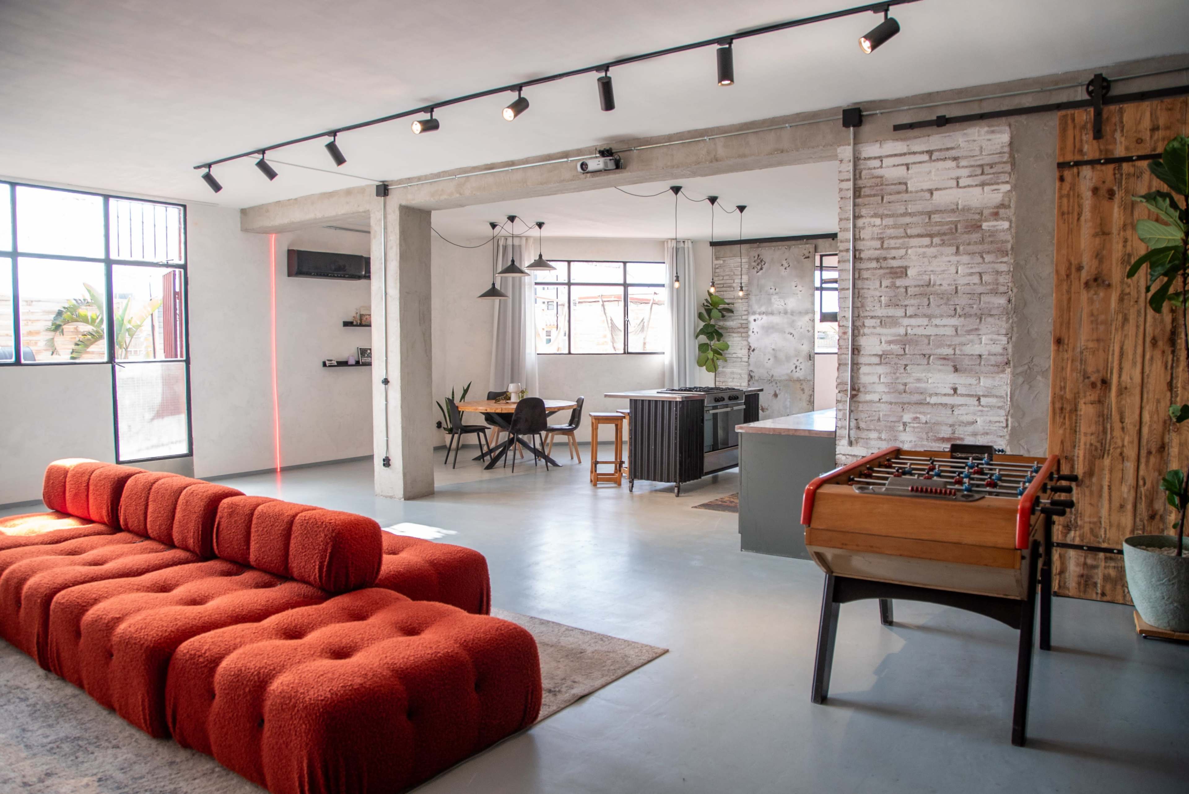 Multifunctional Loft with Huge Terrace and Full Kitchen for Bridal, Birthdays, Baby Showers, Weddings, Dinners, Upscale Parties Image in El Parc i la Llacuna del Poblenou, Barcelona, B
