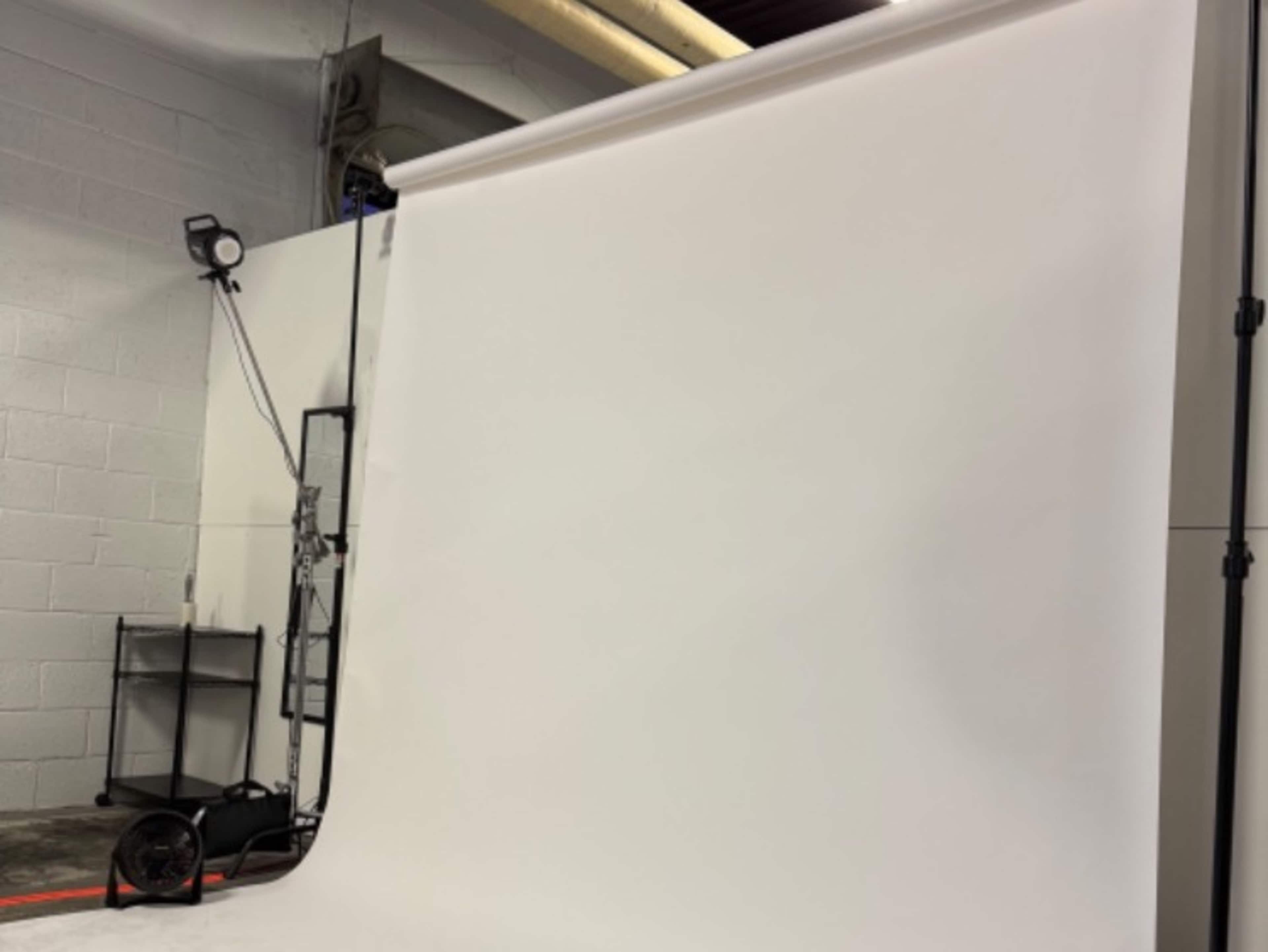 Seamless Backdrop Setup
