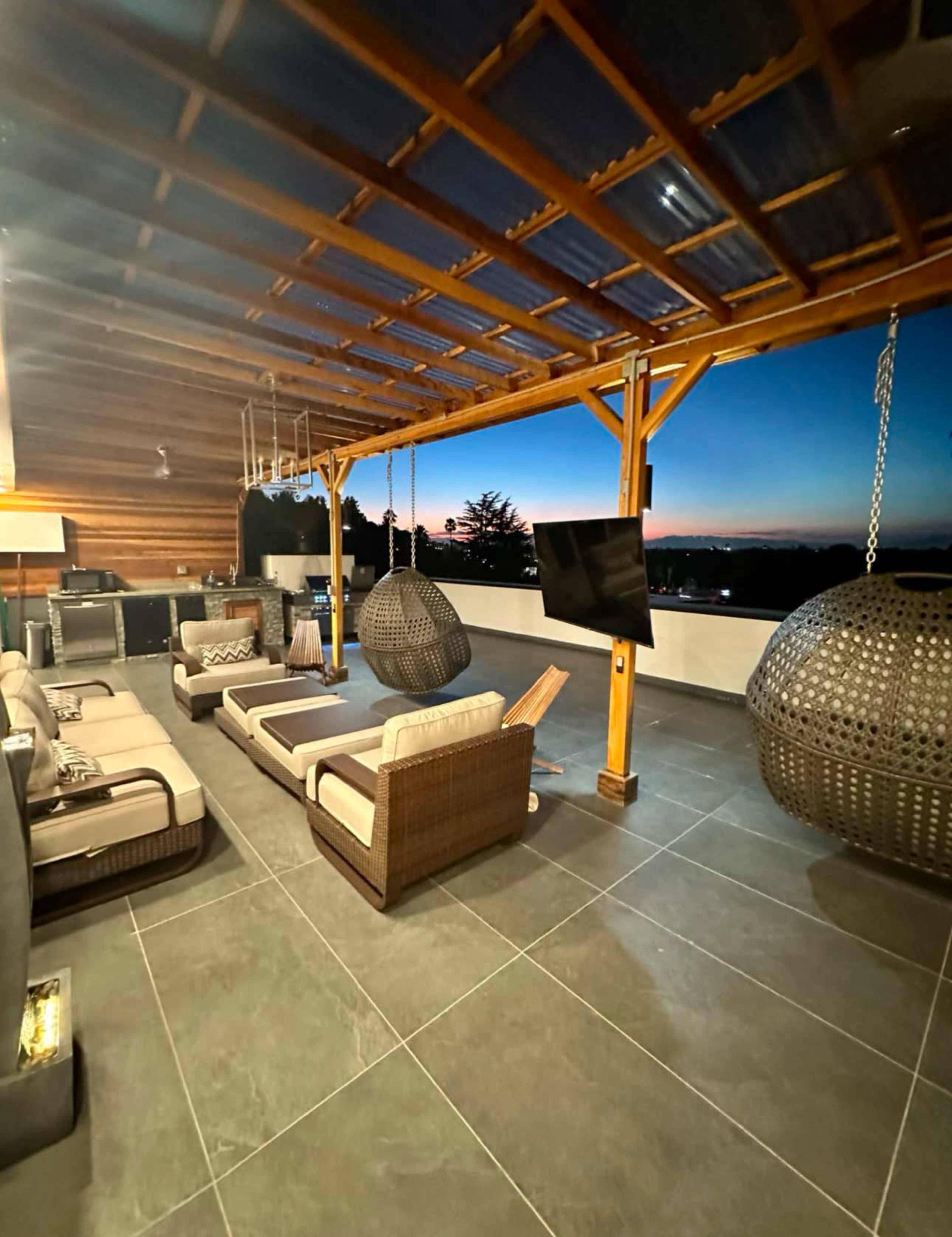 Studio city Luxury smart home with panoramic views Image in Studio City, Studio city, CA