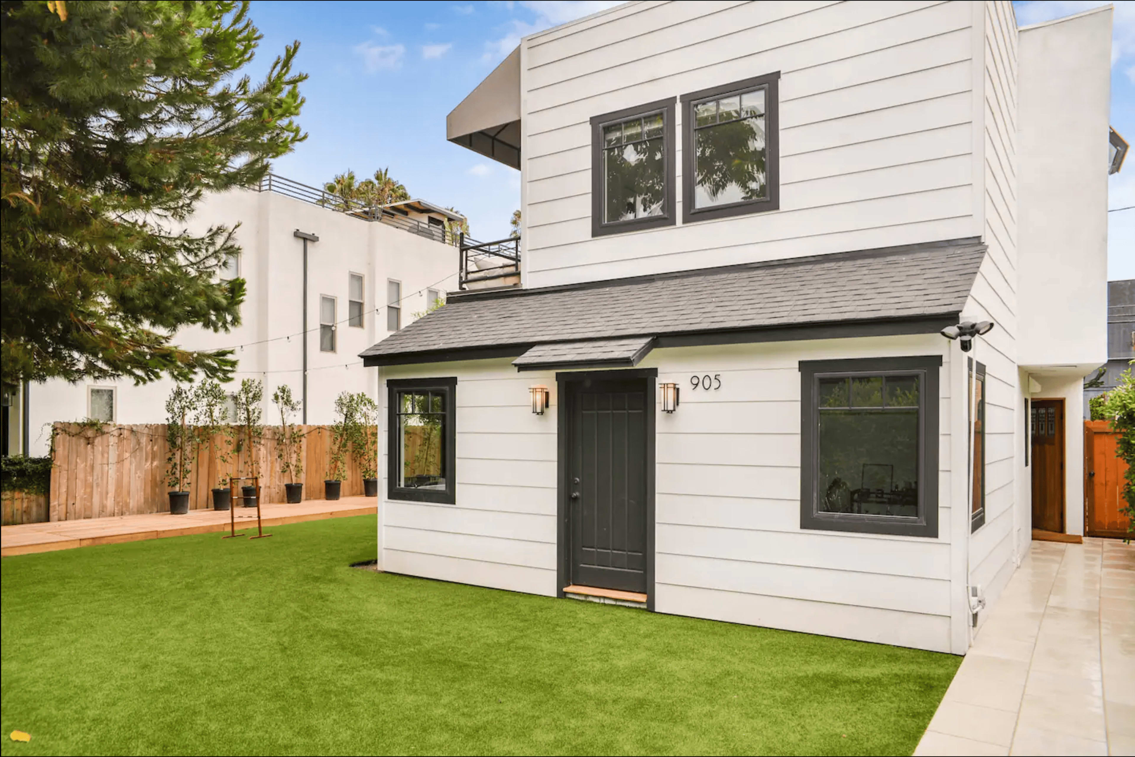 HUGE Yard in Marina Del Rey/Venice Image in Venice, Marina del Rey, CA