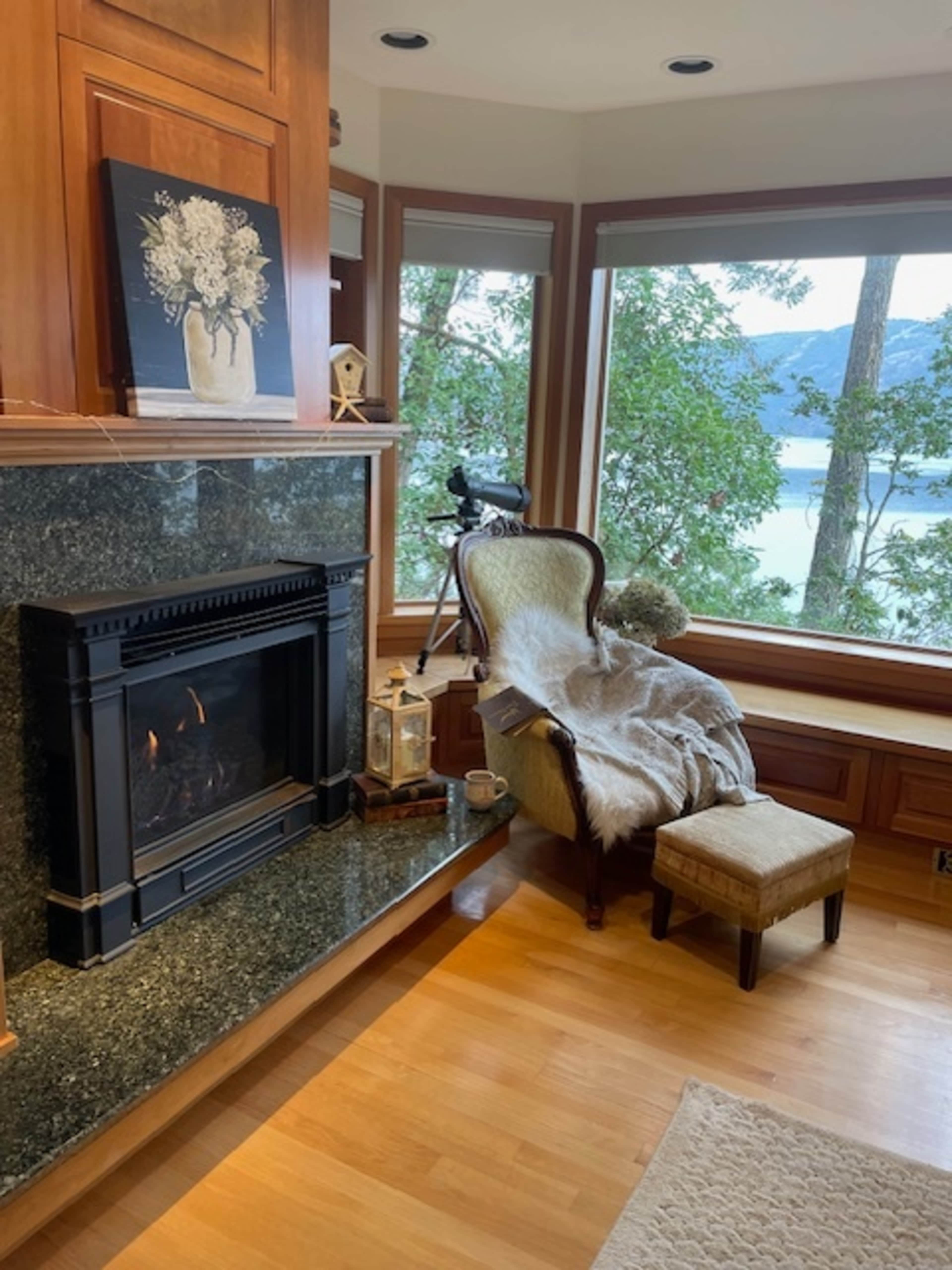 Oceanfront Home in Maple Bay Image in , Duncan, BC