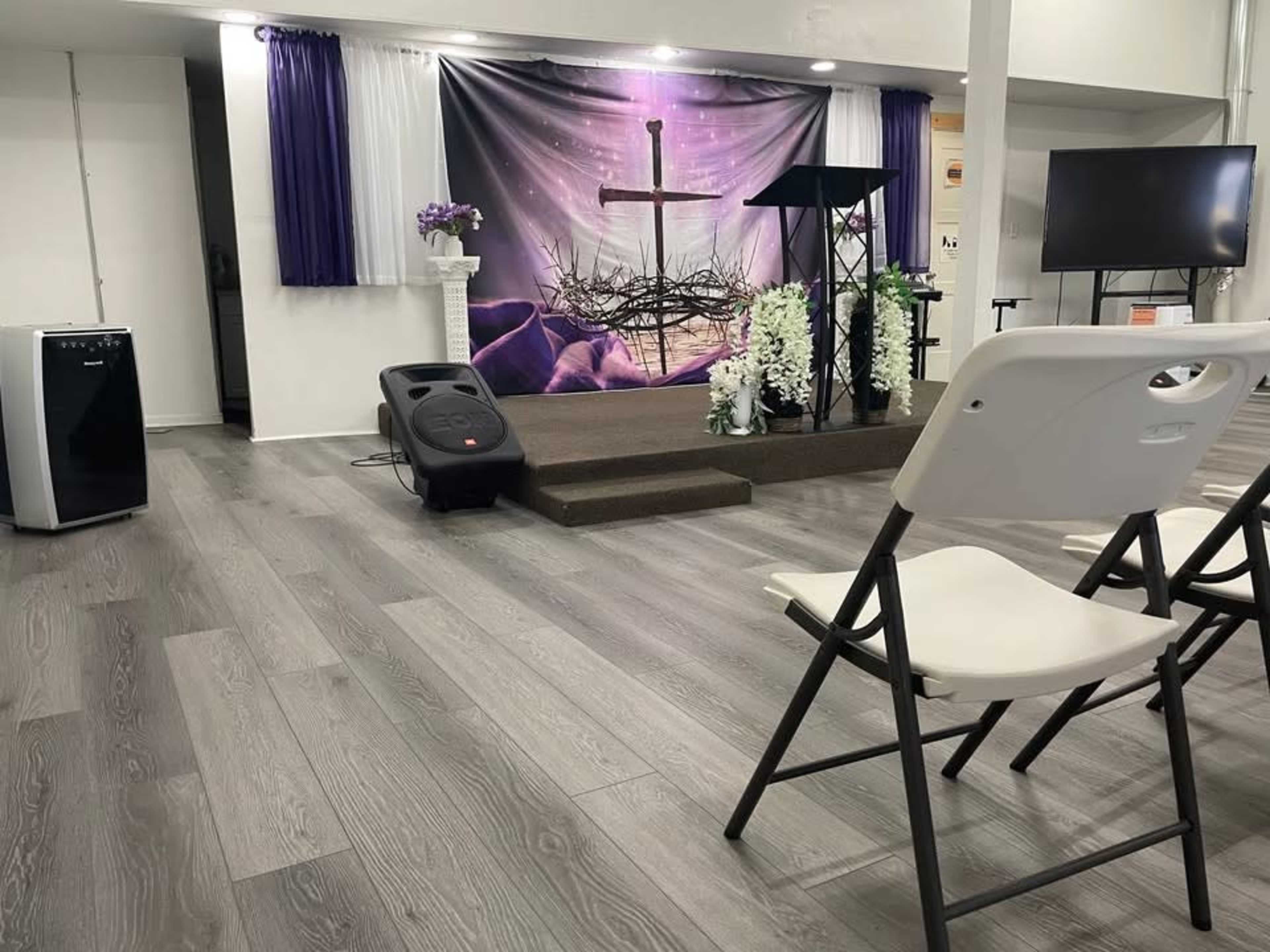 Bright and Spacious Professional Event Space in the Heart of Elizabeth Image in , Elizabeth, NJ