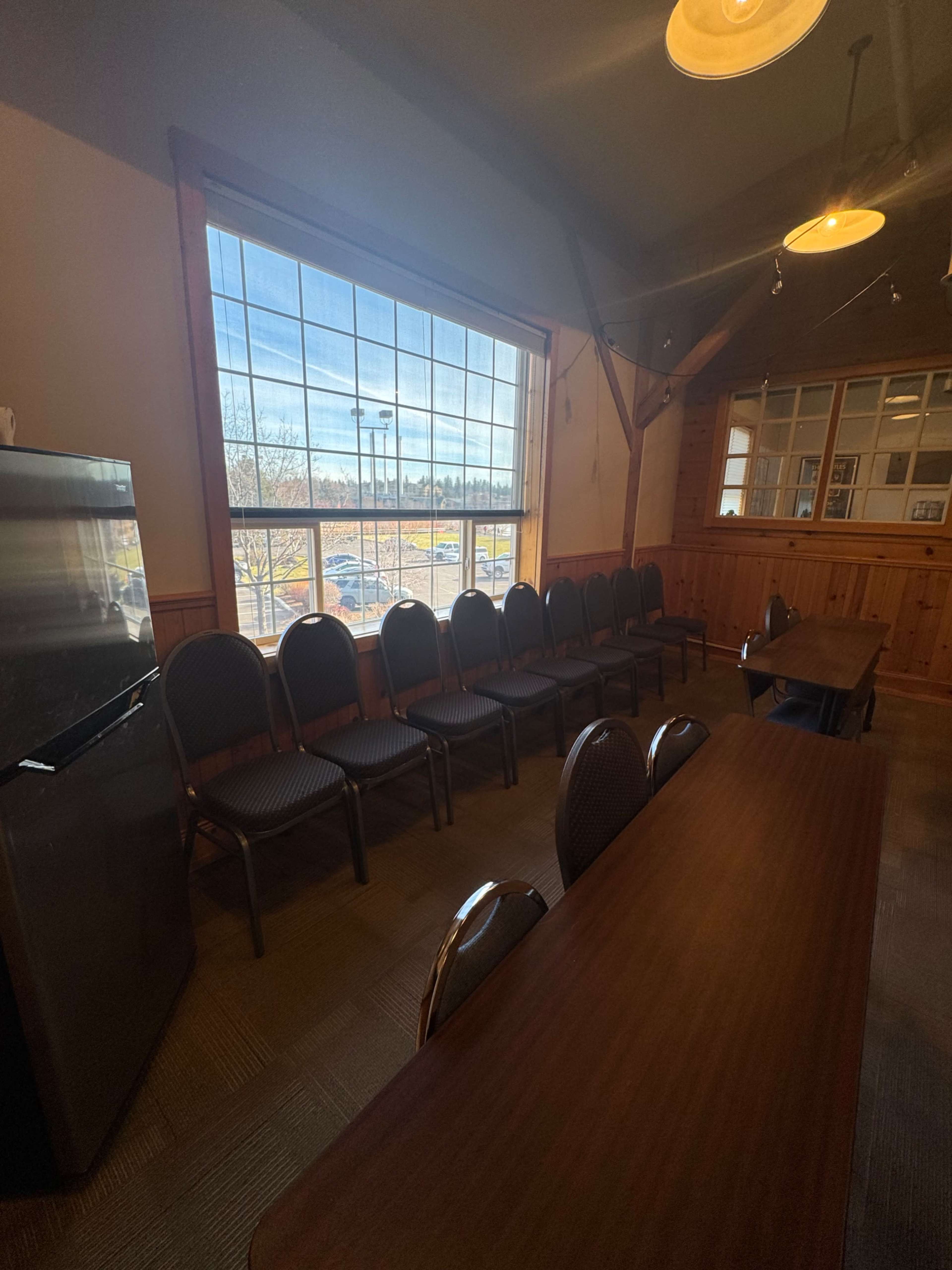 Intimate Conference Room in Bend, OR Image in Southern Crossing, Bend, OR