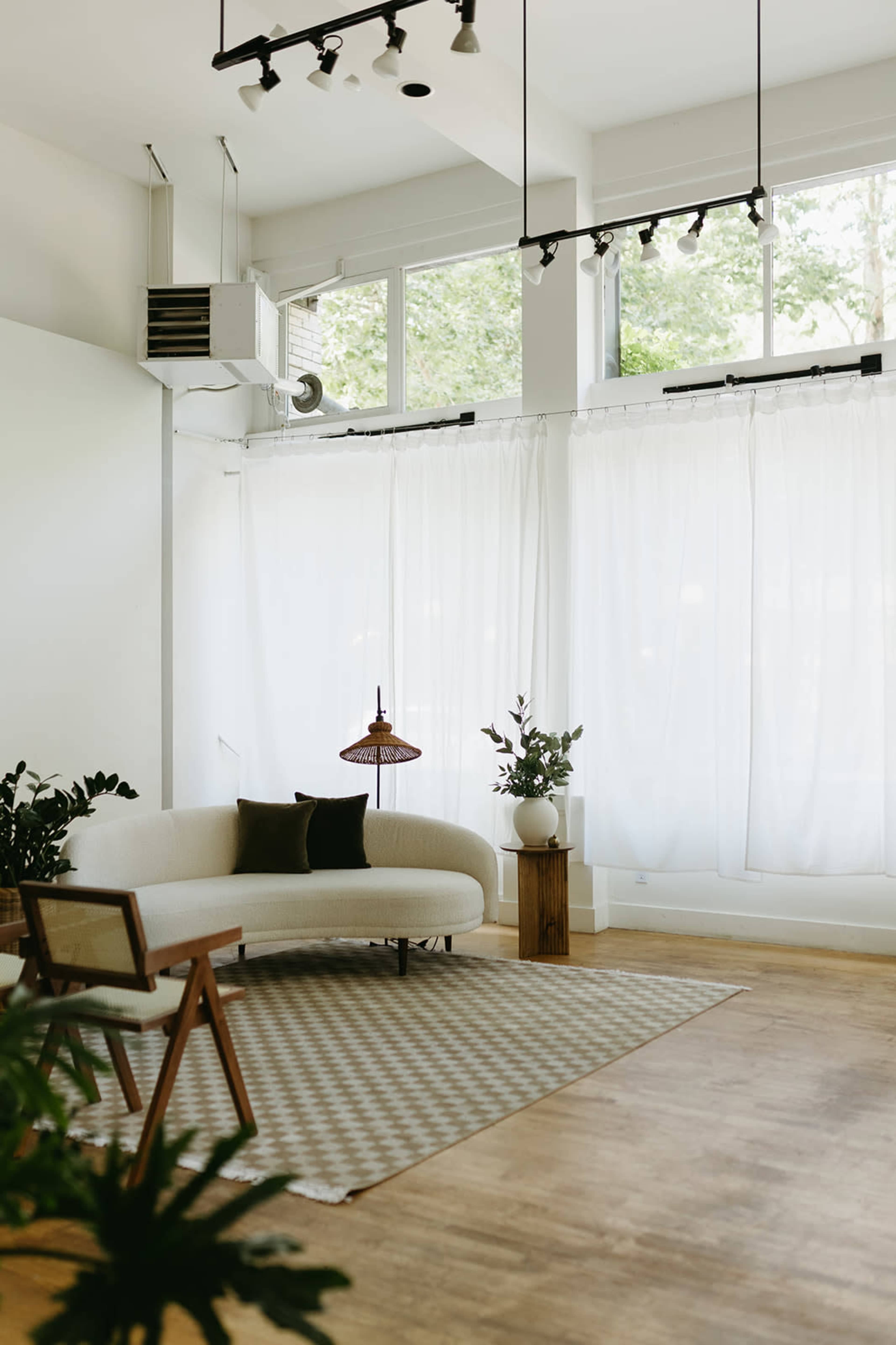 Historic, Sun Filled Venue in Seattle Image in Downtown Seattle, Seattle, WA