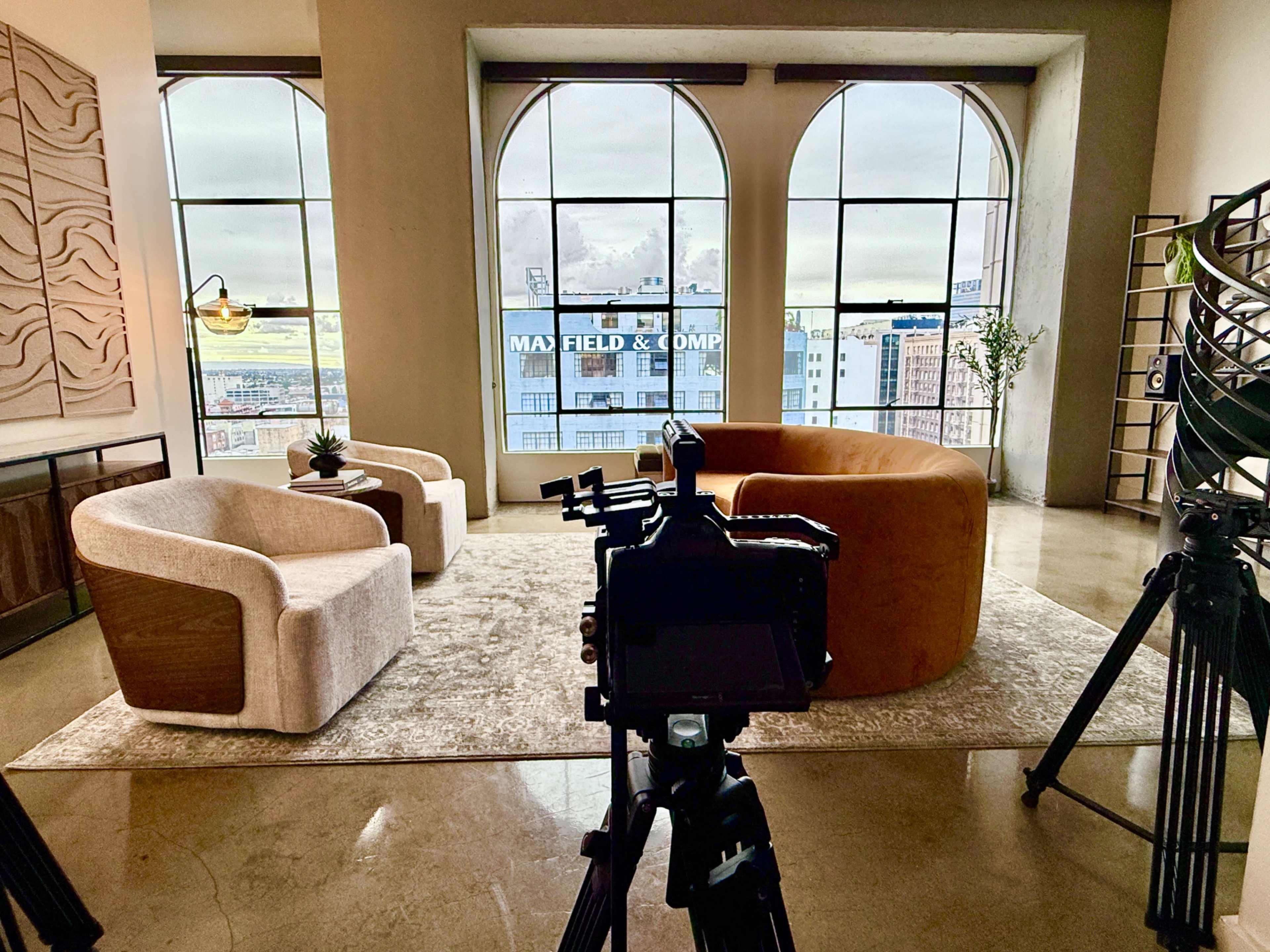 Aura House Studios | EQUIPMENT INCLUDED - Two Story Sky Loft Penthouse ...
