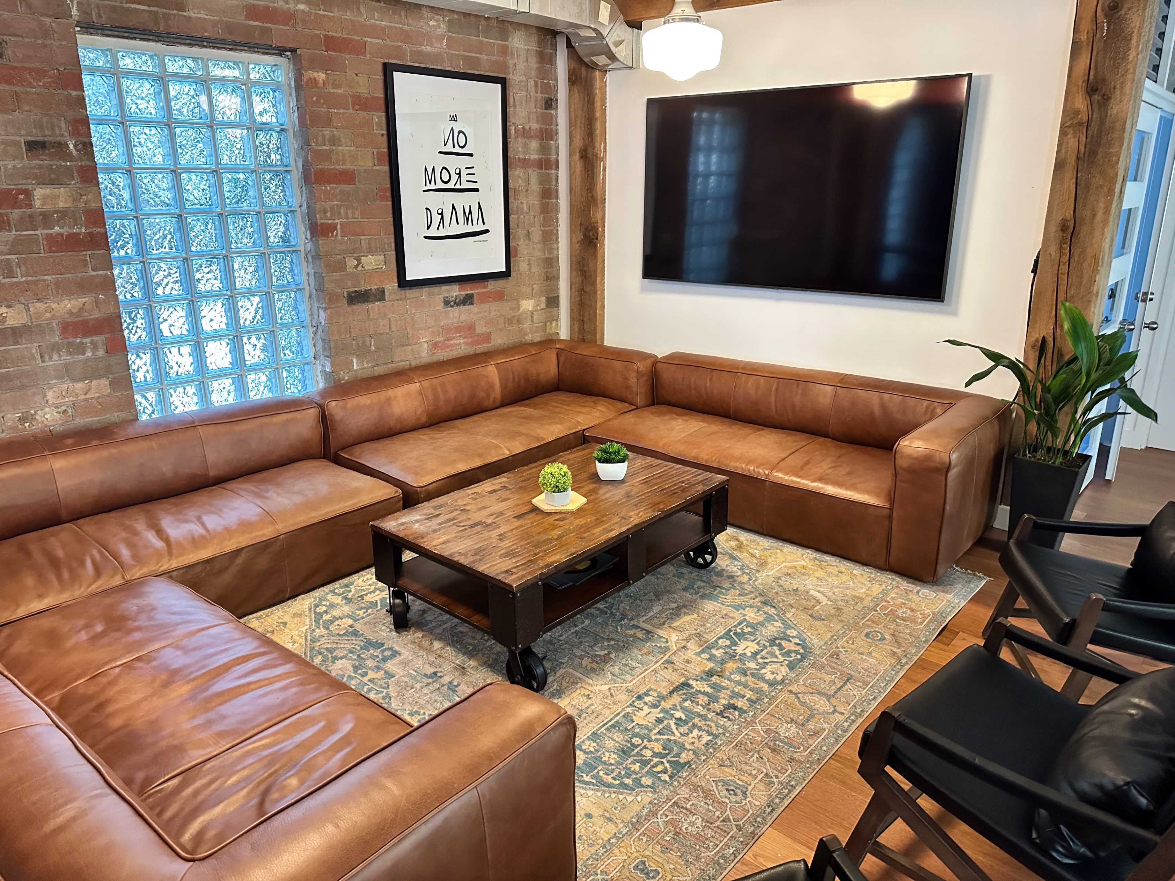 Downtown Multi use Loft Studio with Natural Light Image in St. Lawrence, Toronto, ON