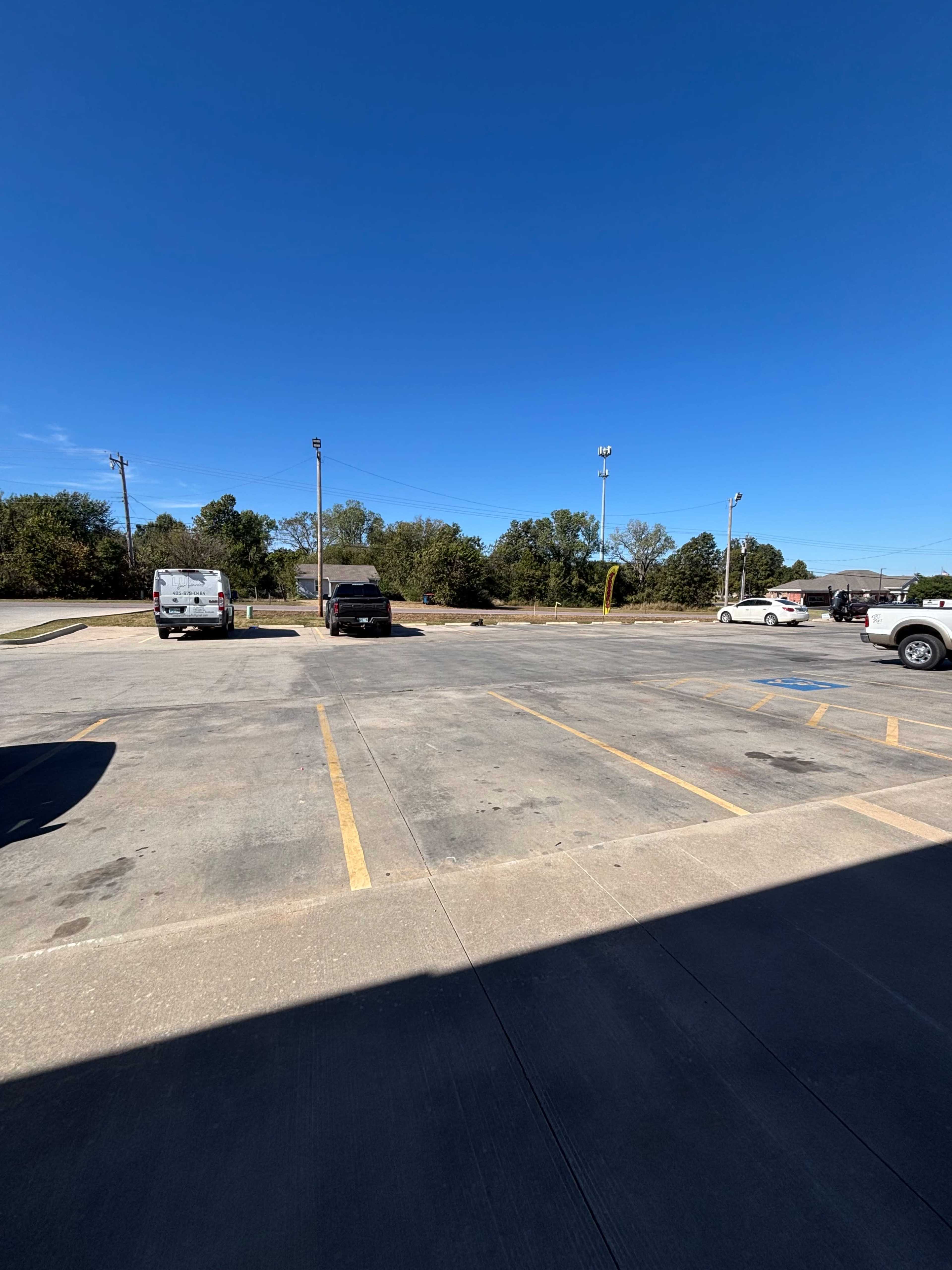 Elegant Open-Concept Venue with a Luxe Feel Image in Jones, Jones, OK