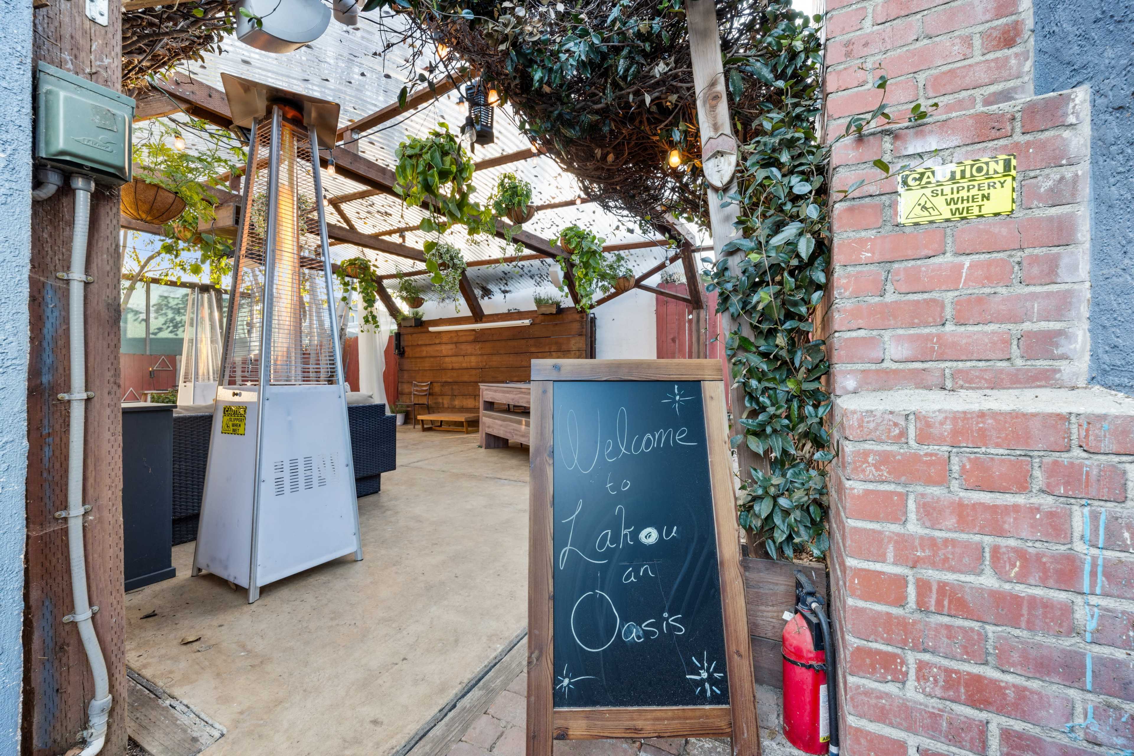 Large Magical Outdoor Space in Inglewood Image in Hyde Park, Los Angeles, CA