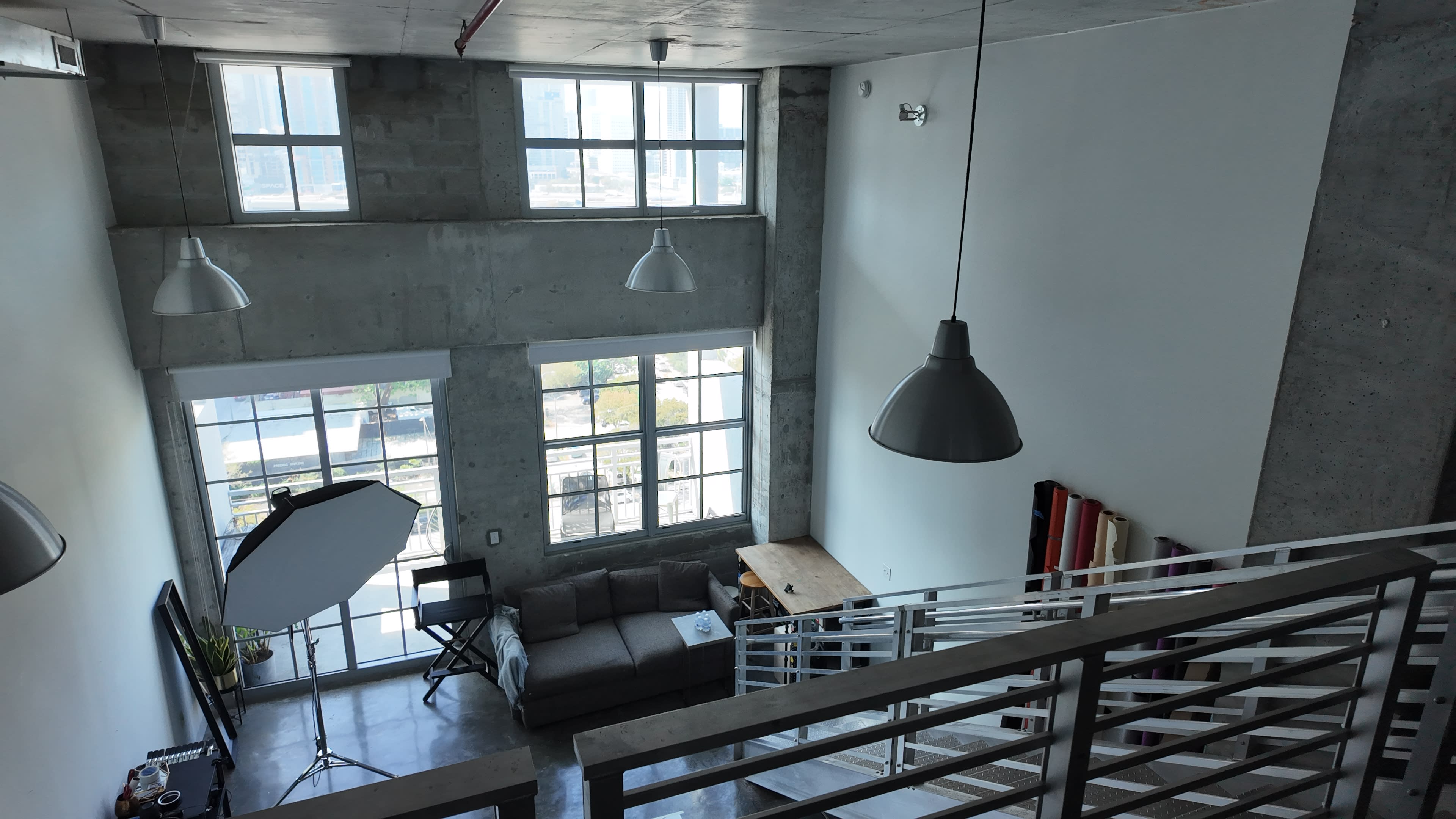 ndustrial Loft Studio: The Perfect Space for Content Creators, Brands, Photographers and Artists Image in Town Square, MIAMI, FL