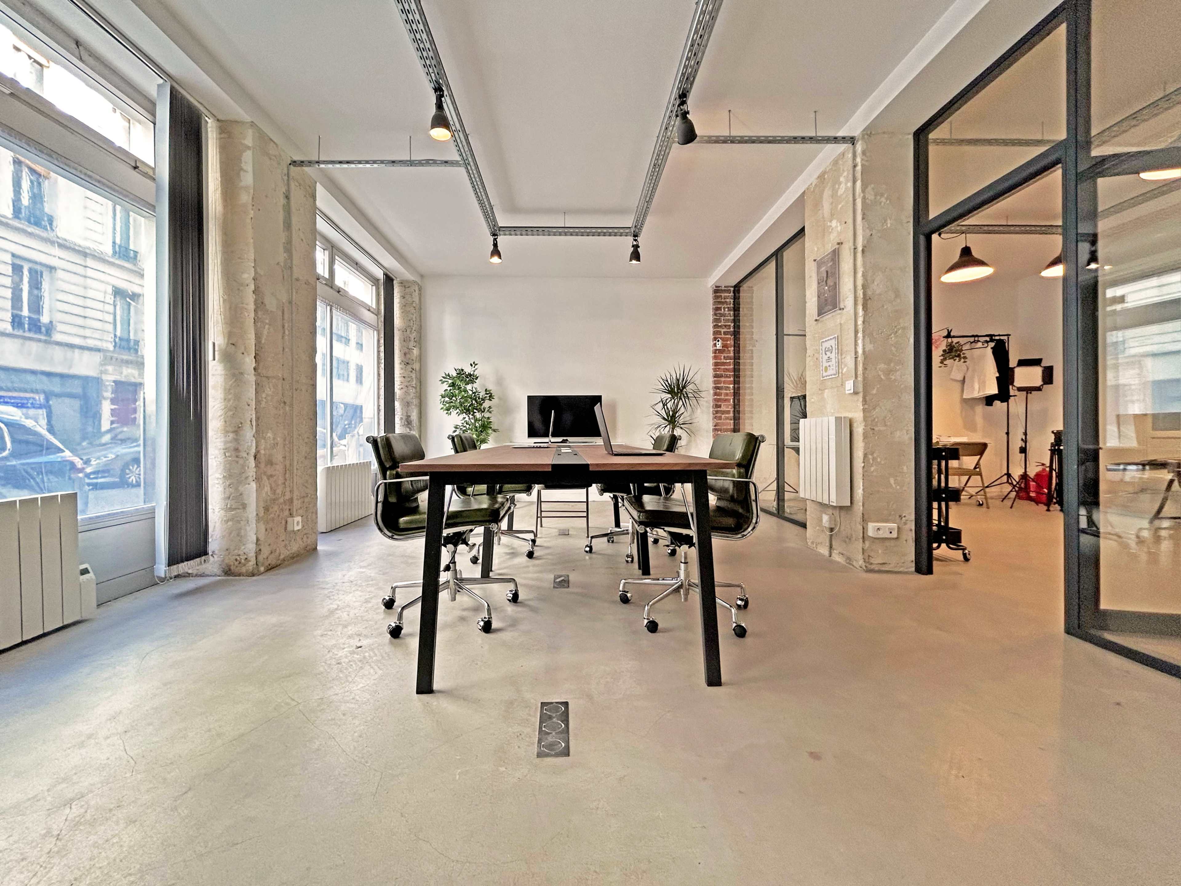 Bureaux lumineux et spacieux à Paris Image in Salpêtrière, Paris