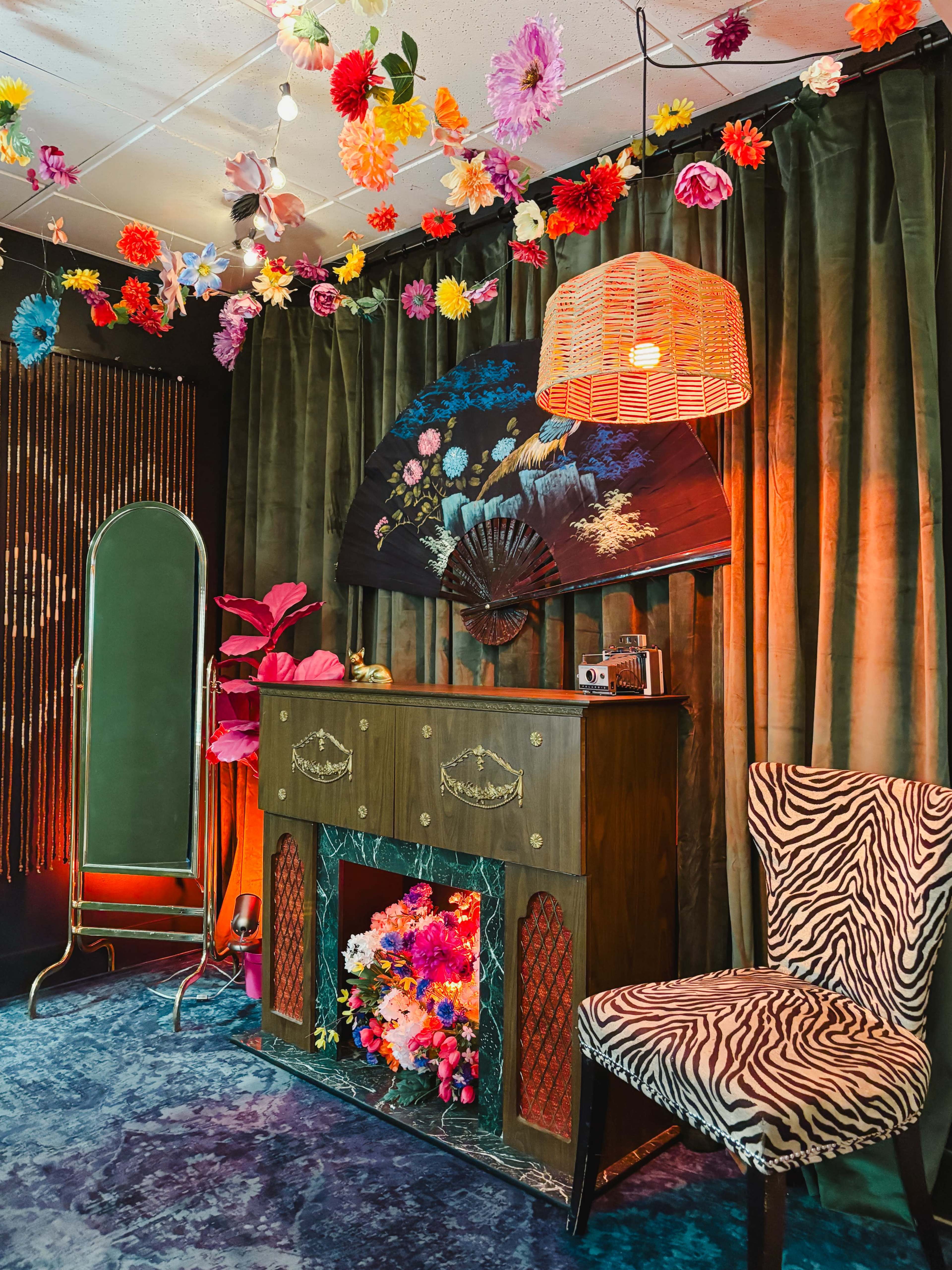 Multi-Set Photo Studio - Vintage Neon Night Garden Image in Highland Park, Calgary, AB