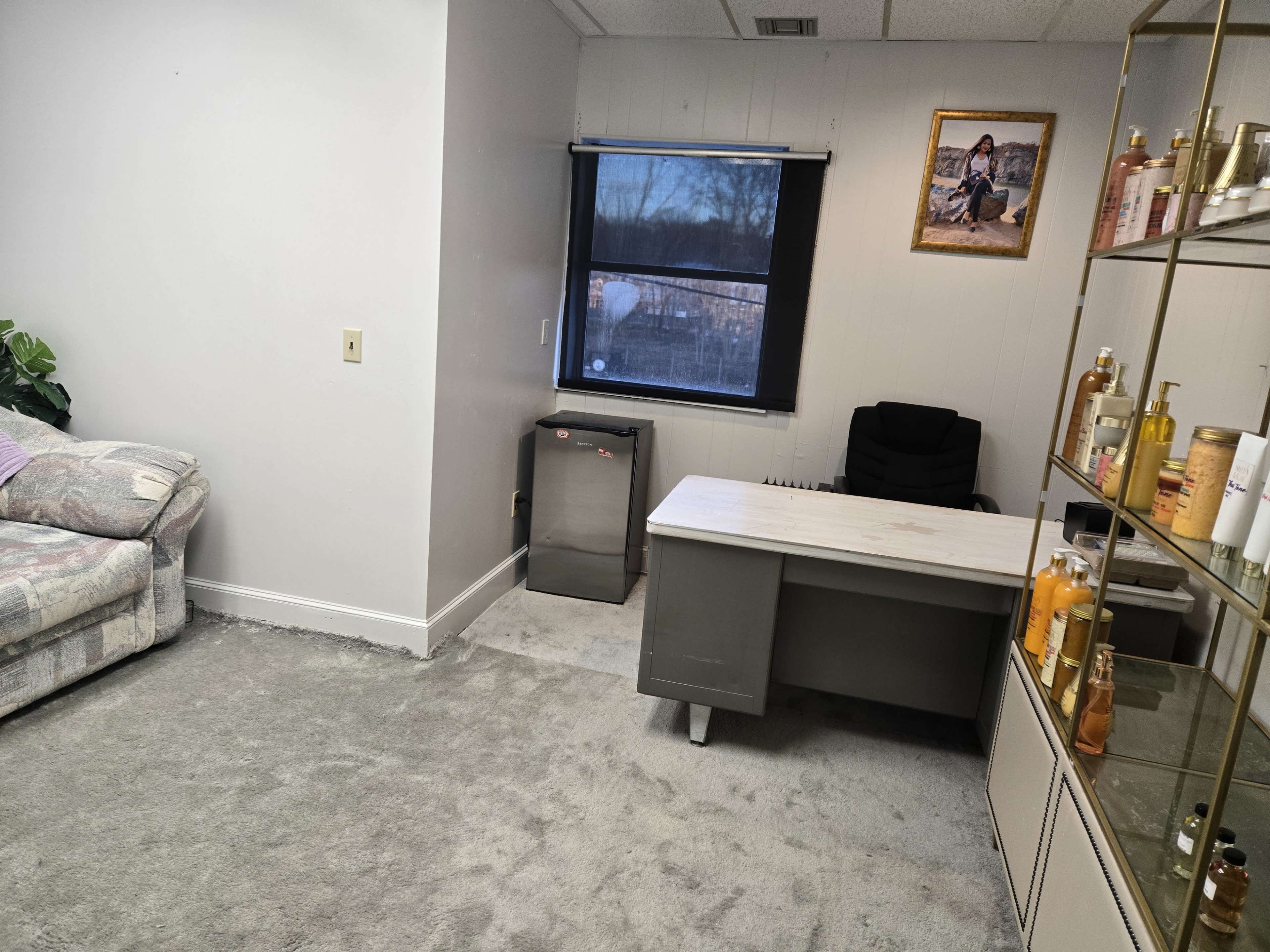 Bright Urban Studio Suite for Meetings & Creative Sessions Image in Plainville, Plainville, MA