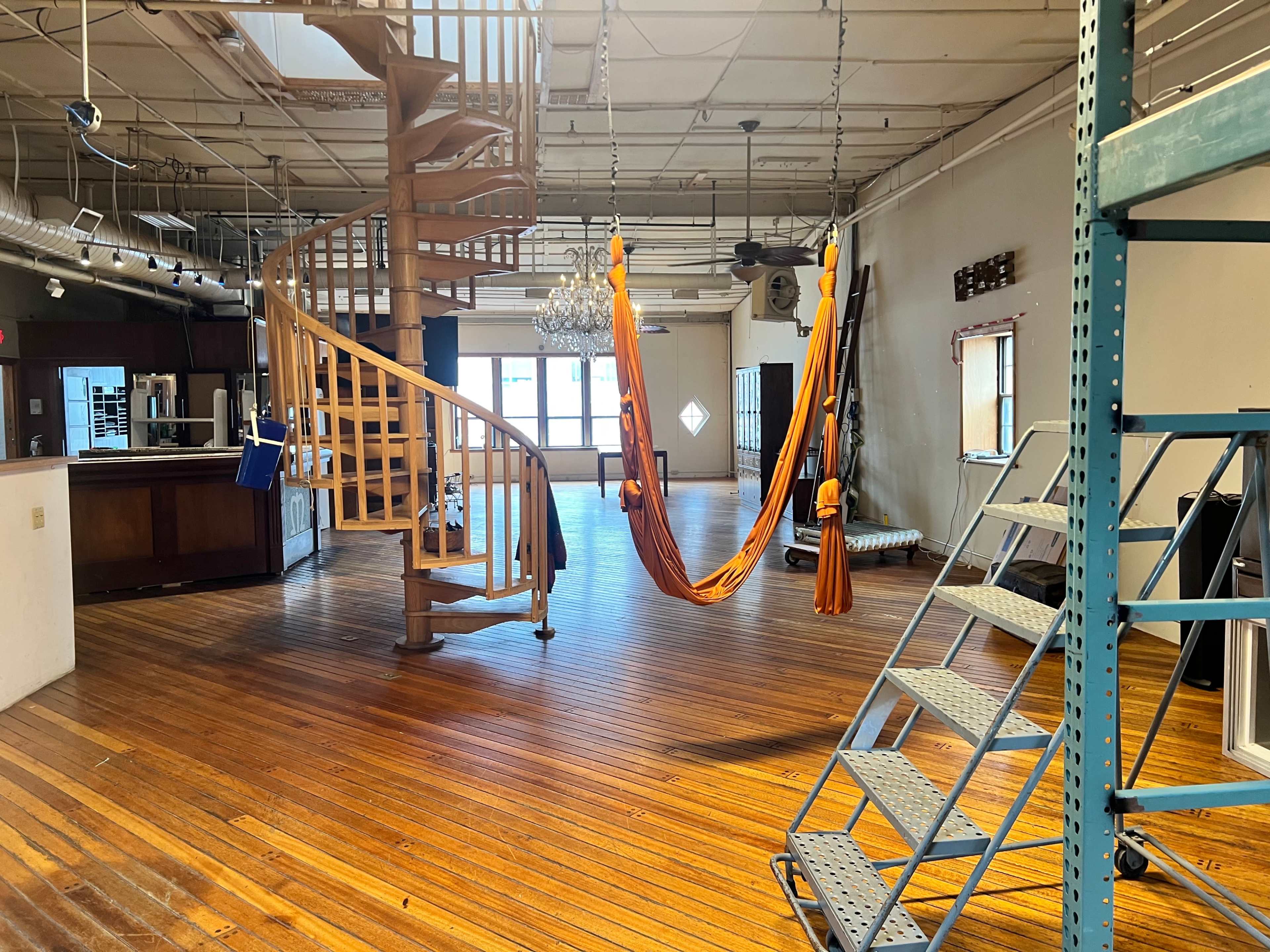 HUGE 3,500 SF Loft with Spiral Staircase and Roof Deck Image in Franklin Park, Allentown, PA