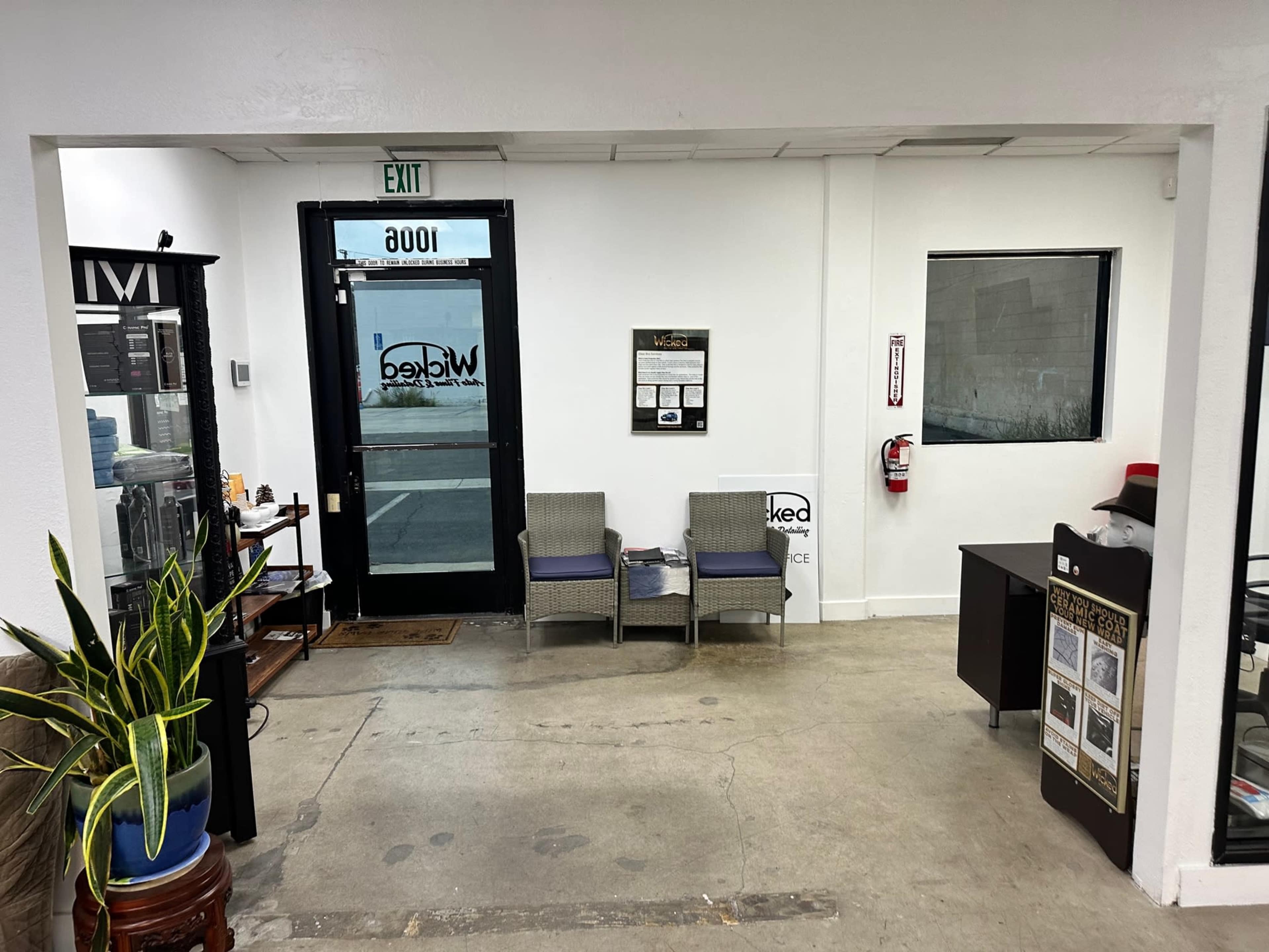 Large Industrial Warehouse with Nice Front Lobby and Office Space Image in Santa Ana, Santa Ana, CA