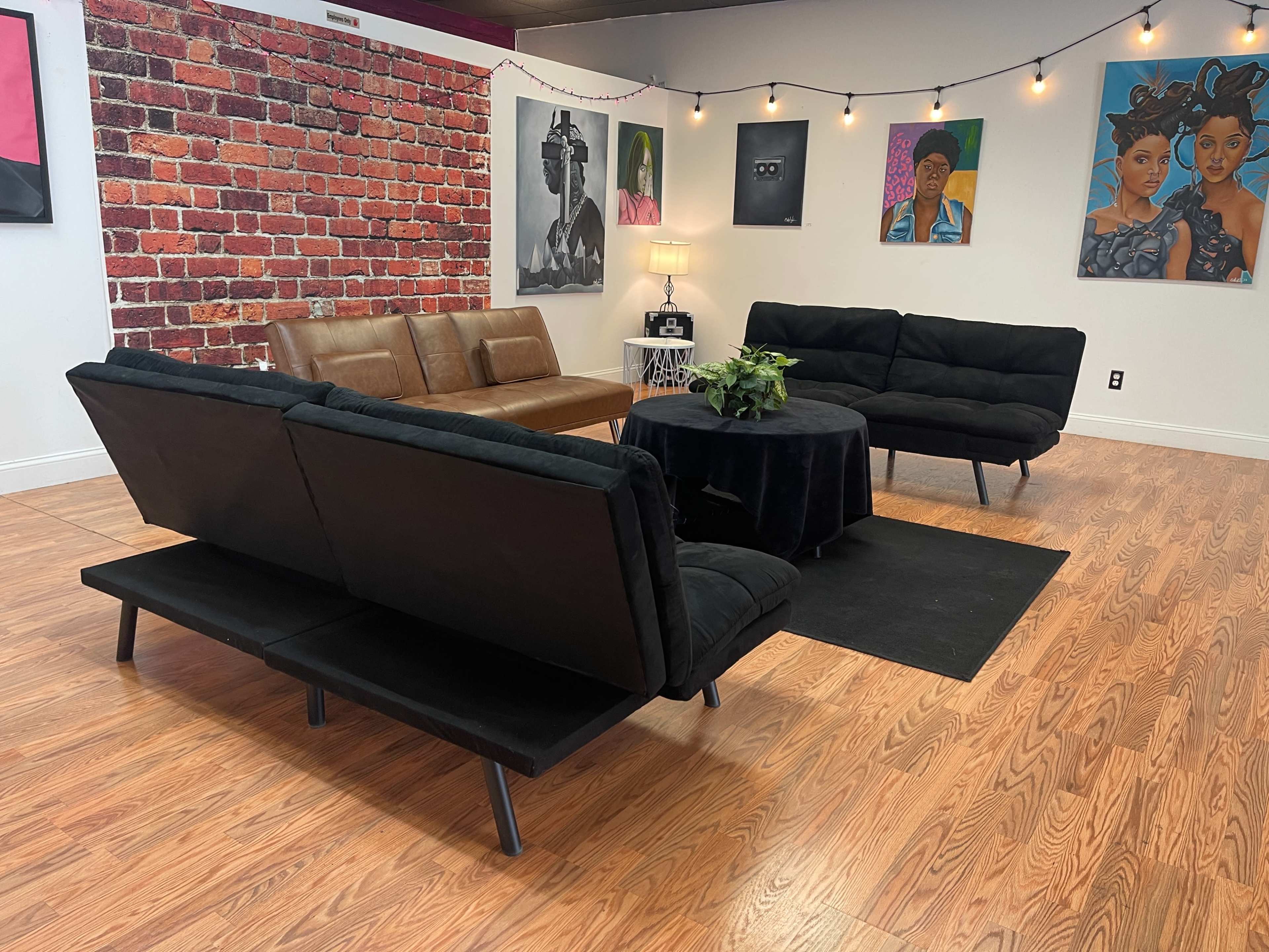 Creative Artistry Lounge Image in Stroudsburg, Stroudburg, PA