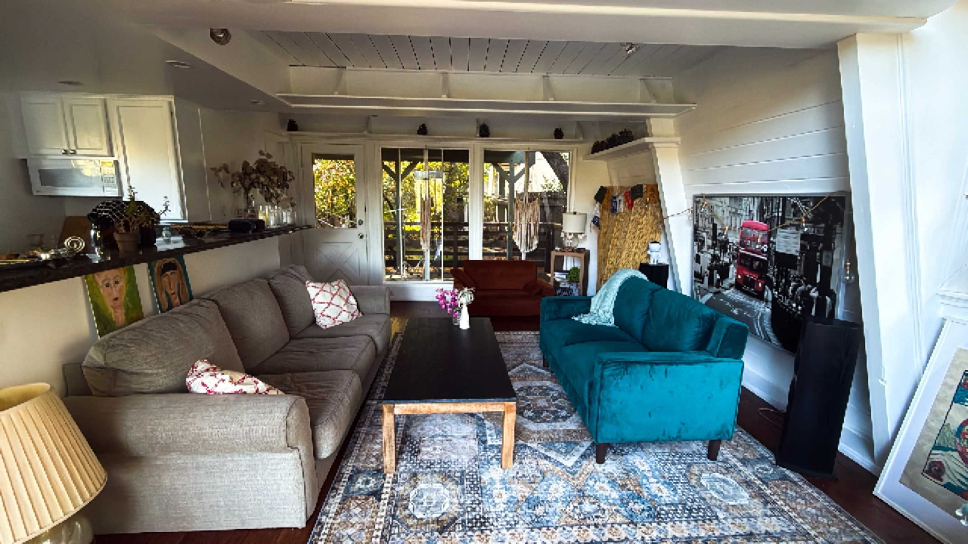 The Rose Home — Topanga Hideaway with 70’s Vibe & Mountain Views Image in Fernwood, Topanga, CA