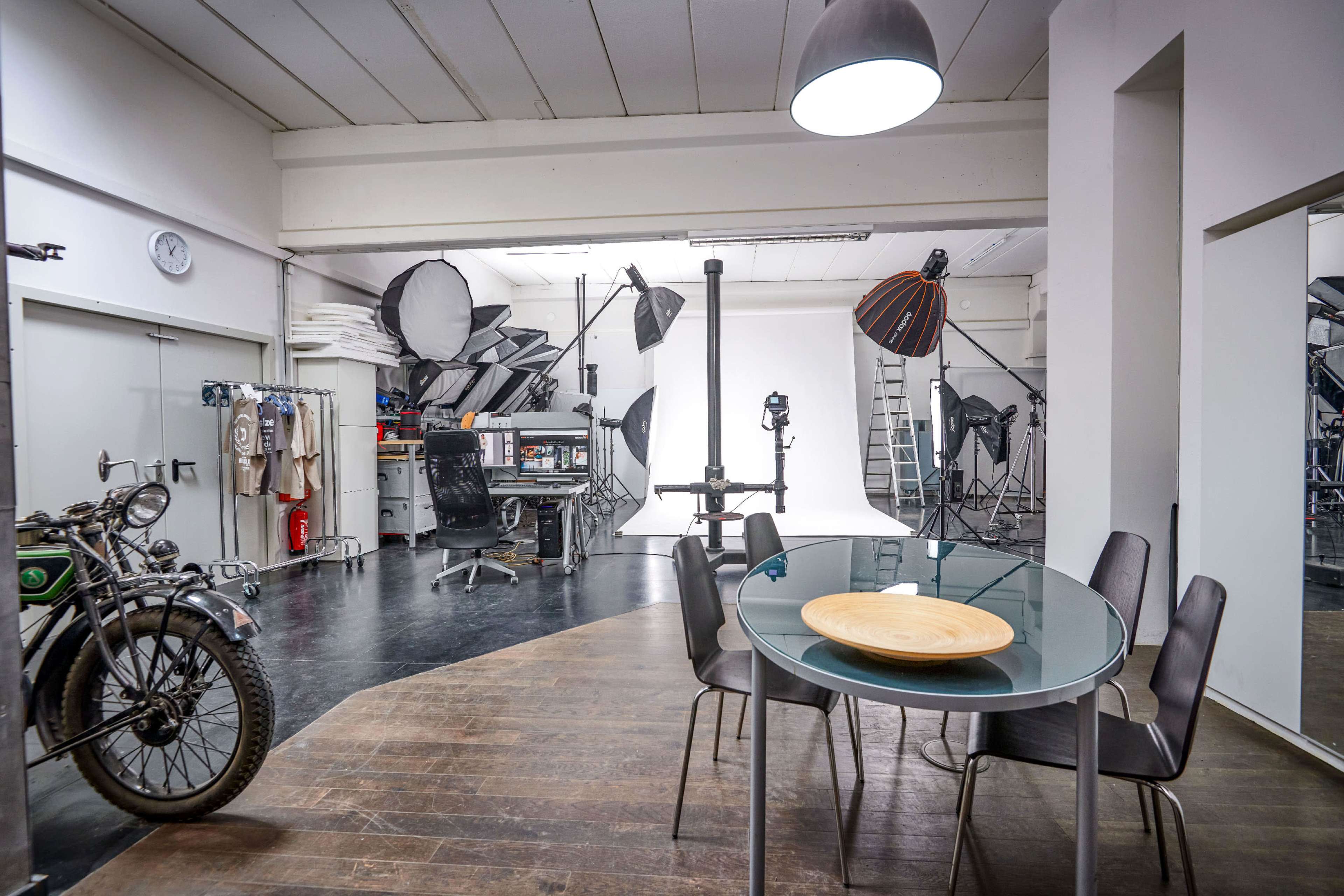 100m² Fotostudio in Marienfelde - Equipment inklusive Image in Marienfelde, Berlin, 
