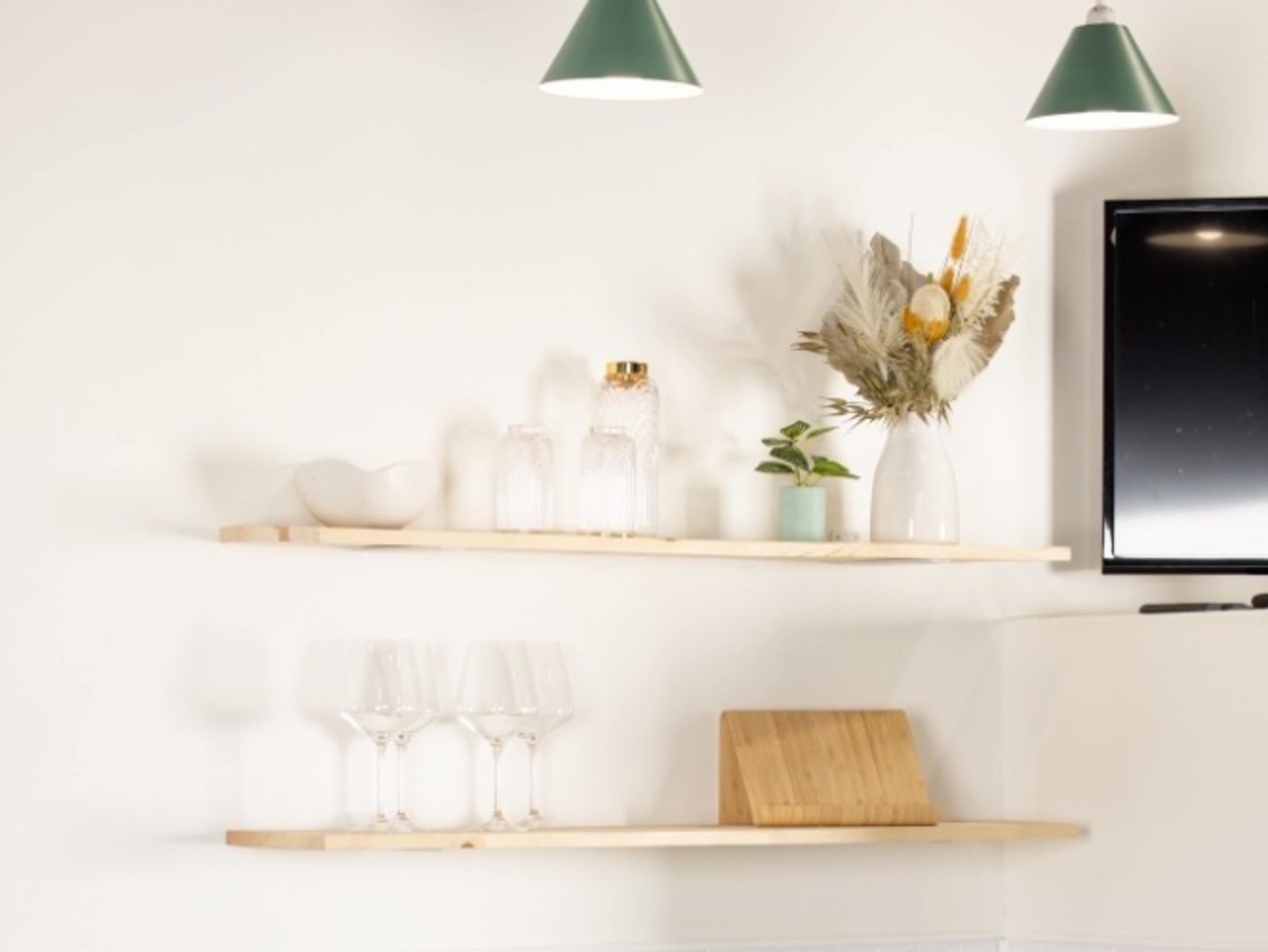 One change of shelves in Dynamic Kitchen