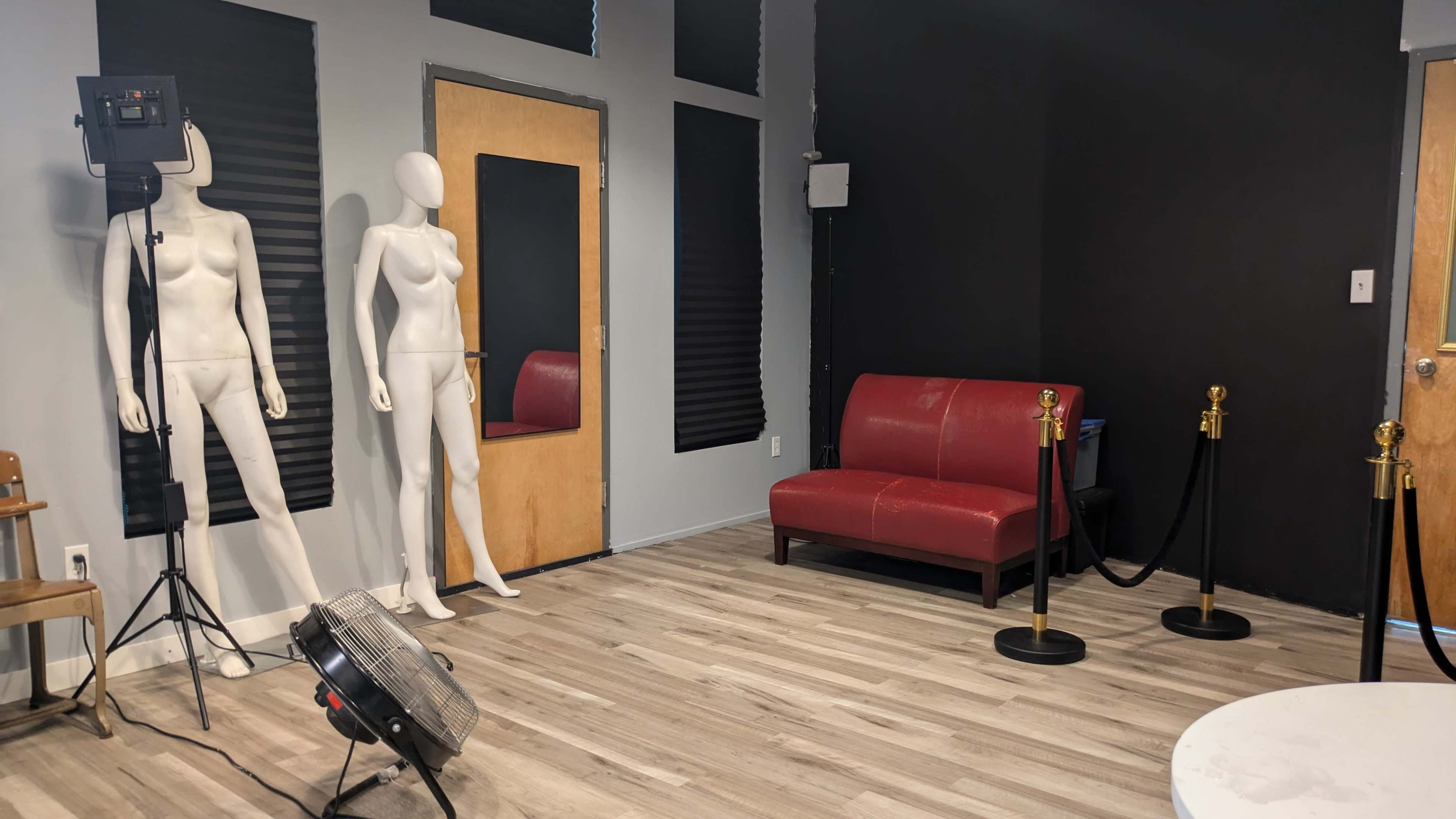 Photo studio with high ceilings Image in Allentown, Allentown, PA