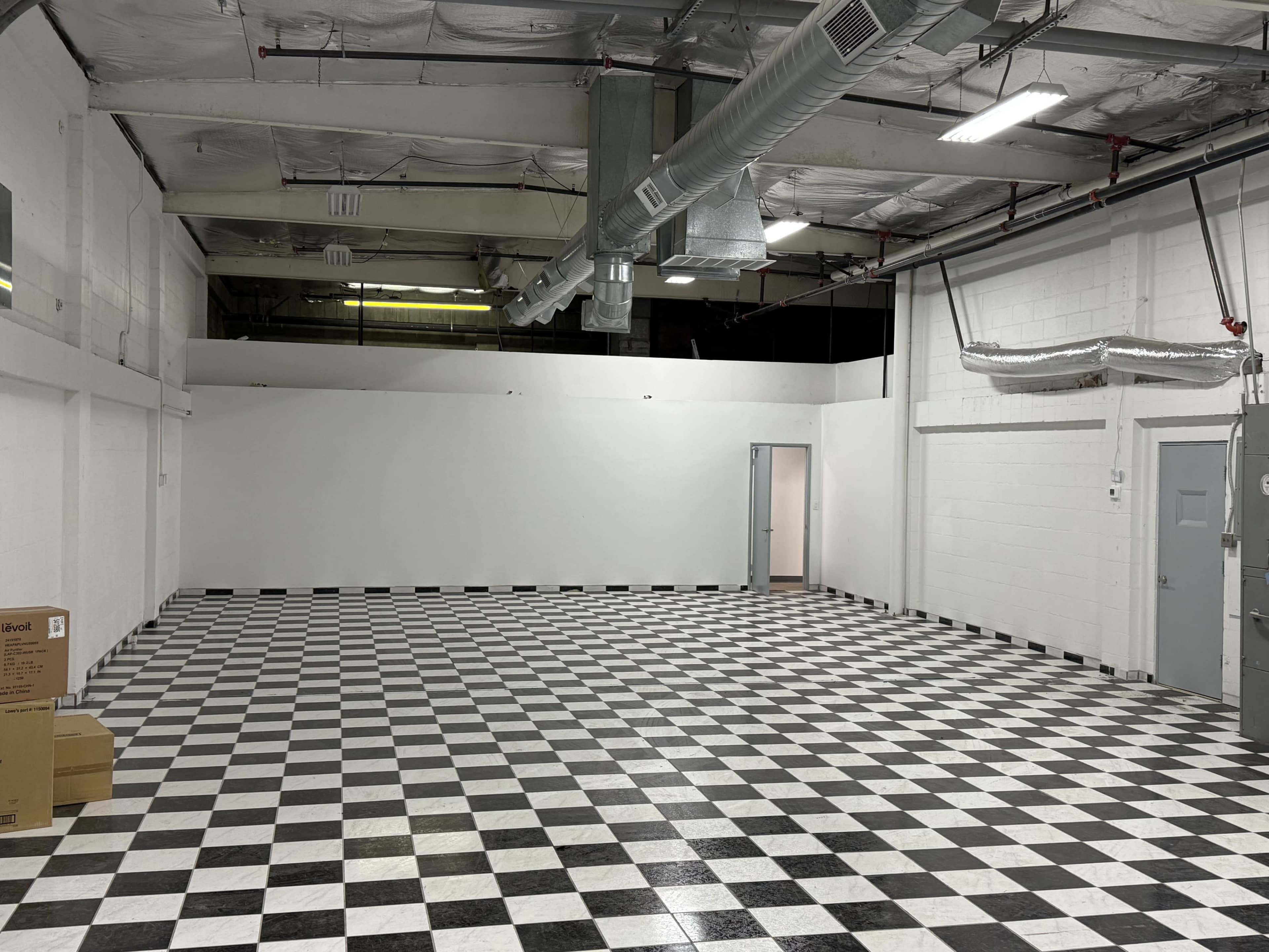 Spacious and Versatile Event Venue Perfect for Parties, Showers, & Studio Rentals Image in San Fernando, San Fernando, CA