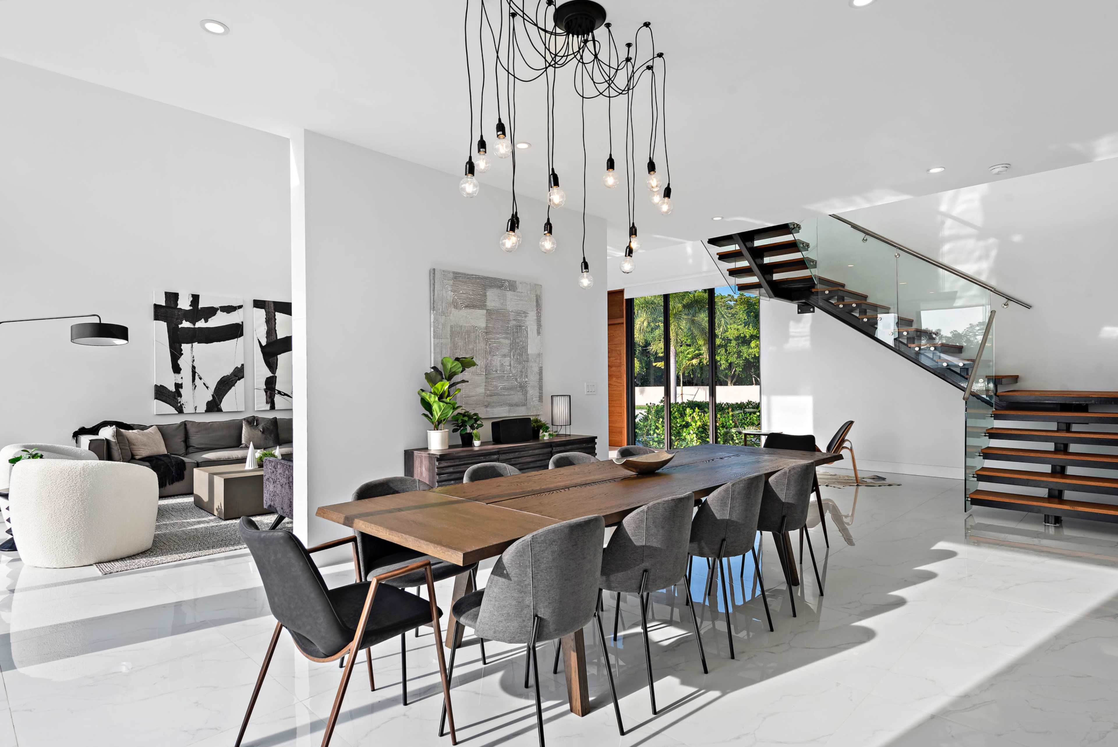 Lake Oasis Image in Glenvar Heights, Miami, FL