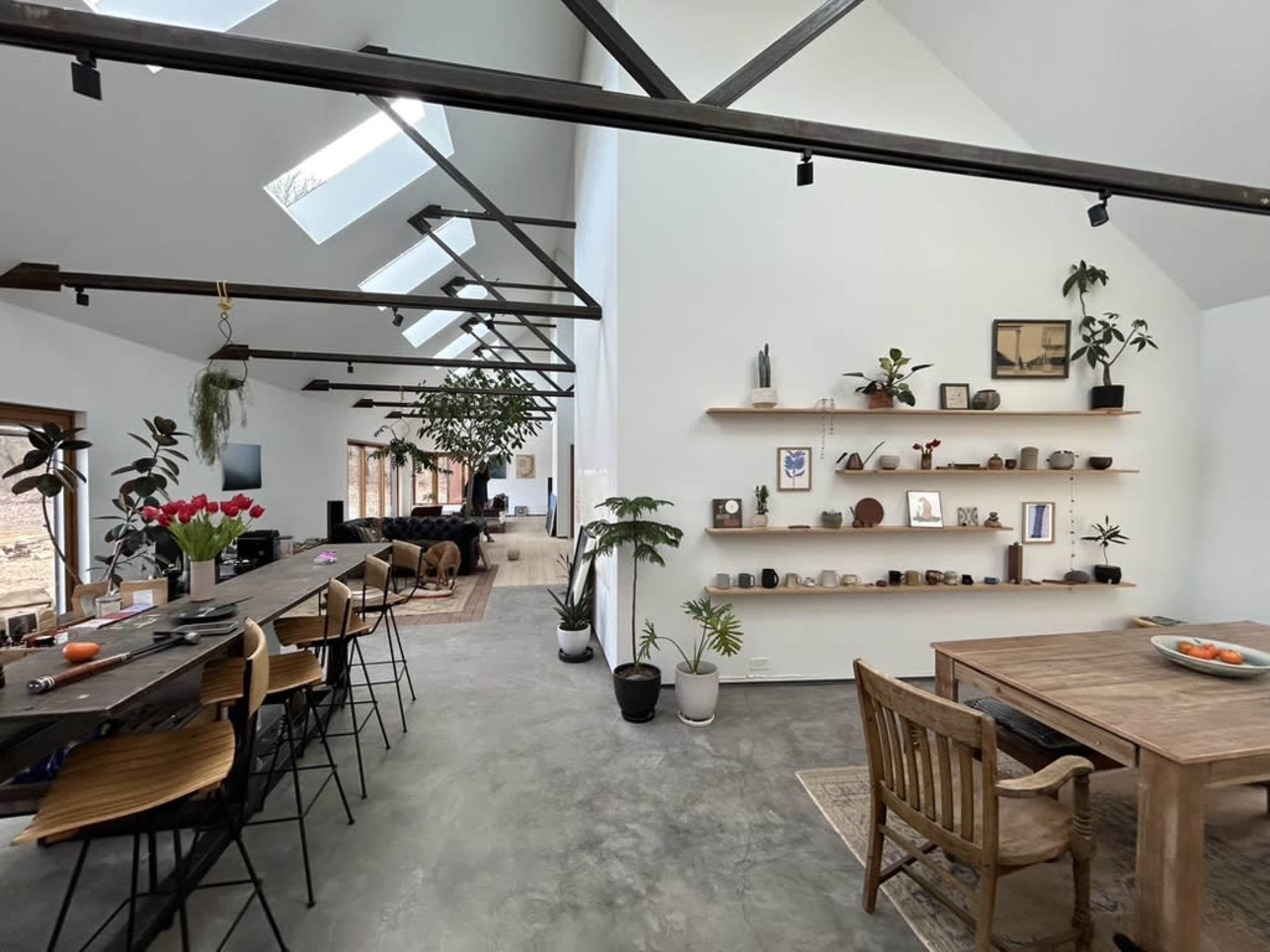 Modern Home Studio on 10 Acres Image in Bowling Green Township, Thornville, OH